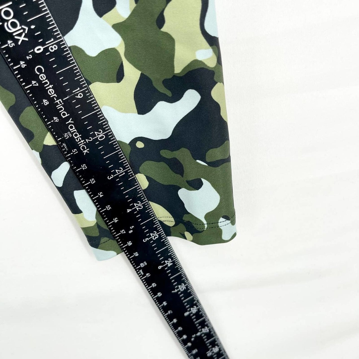Carbon38 High Rise Camouflage Athletic NEW Leggings Size Small