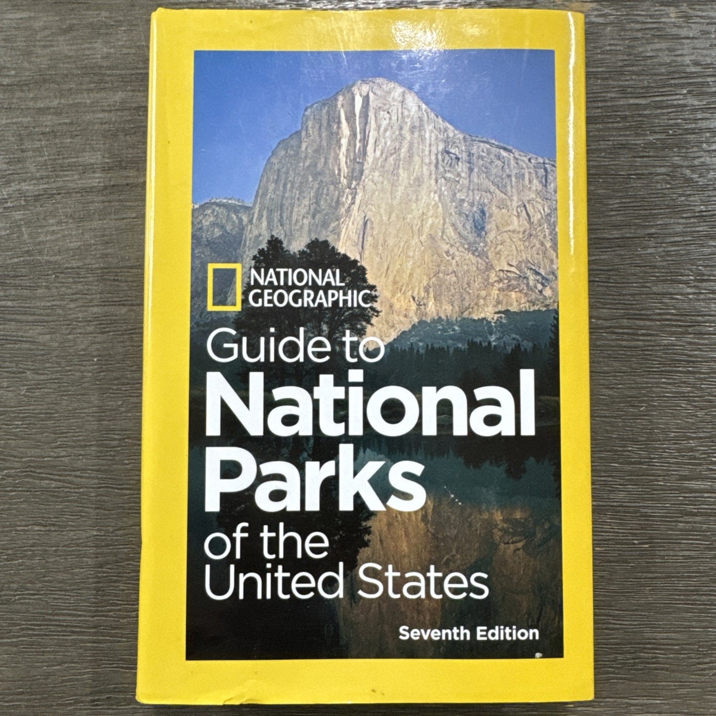 GUIDE TO NATIONAL PARKS OF THE UNITED STATES by National Geographic Book