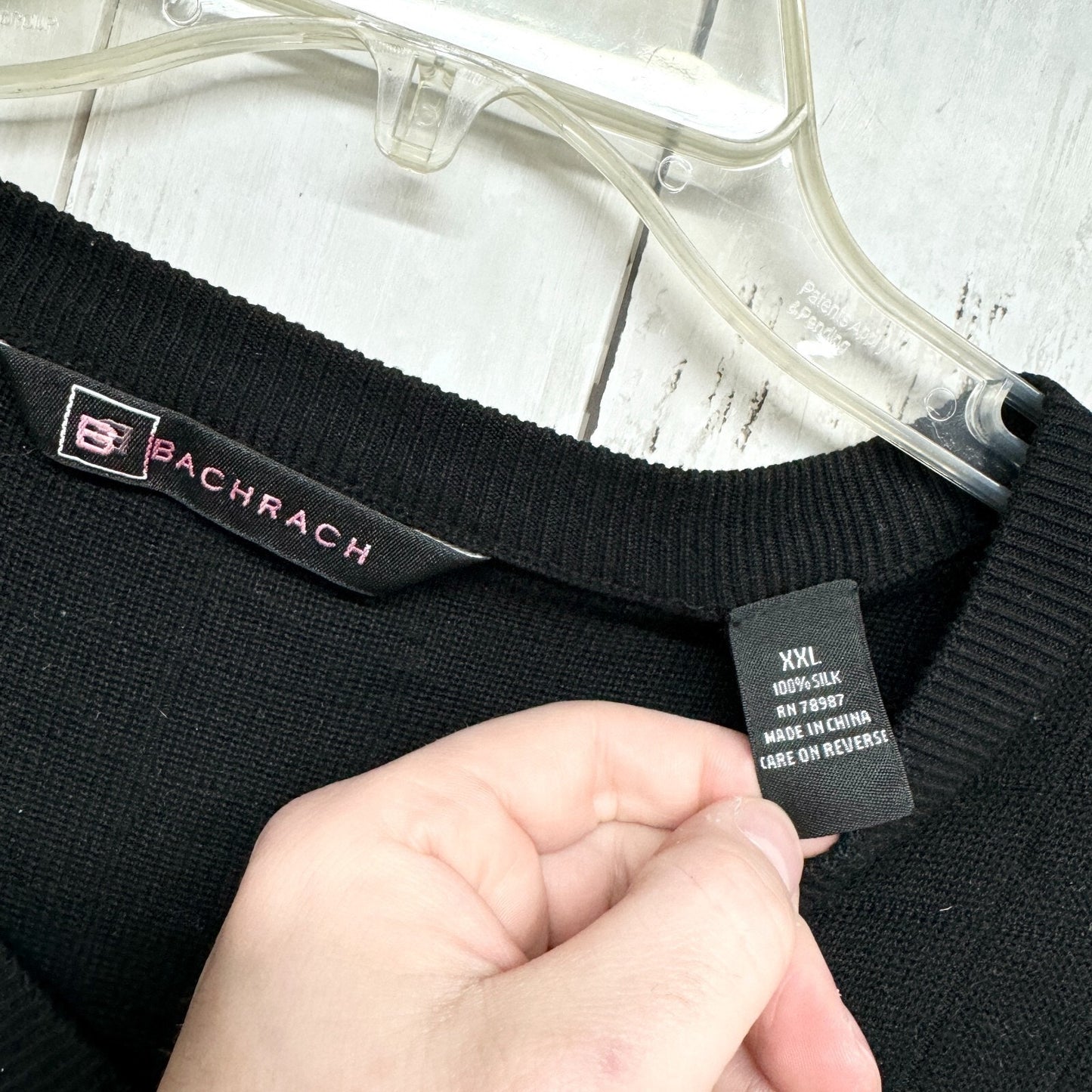 BACHRACH Vest Men XXL 100% Sleeveless Silk V Neck Sweater Vest Charcoal Black