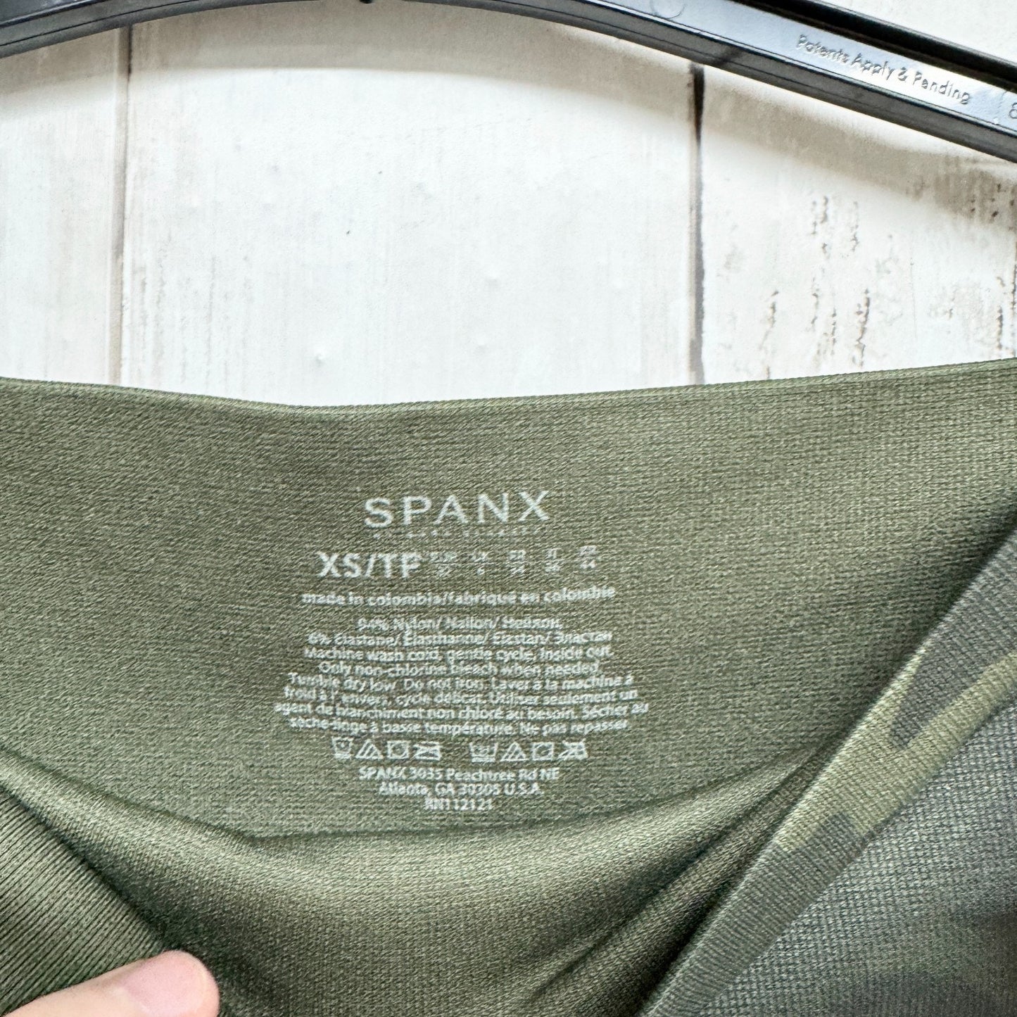 Spanx Pants Women Size XS Look At Me Now Seamless Leggings Hi-Rise Camo Athletic