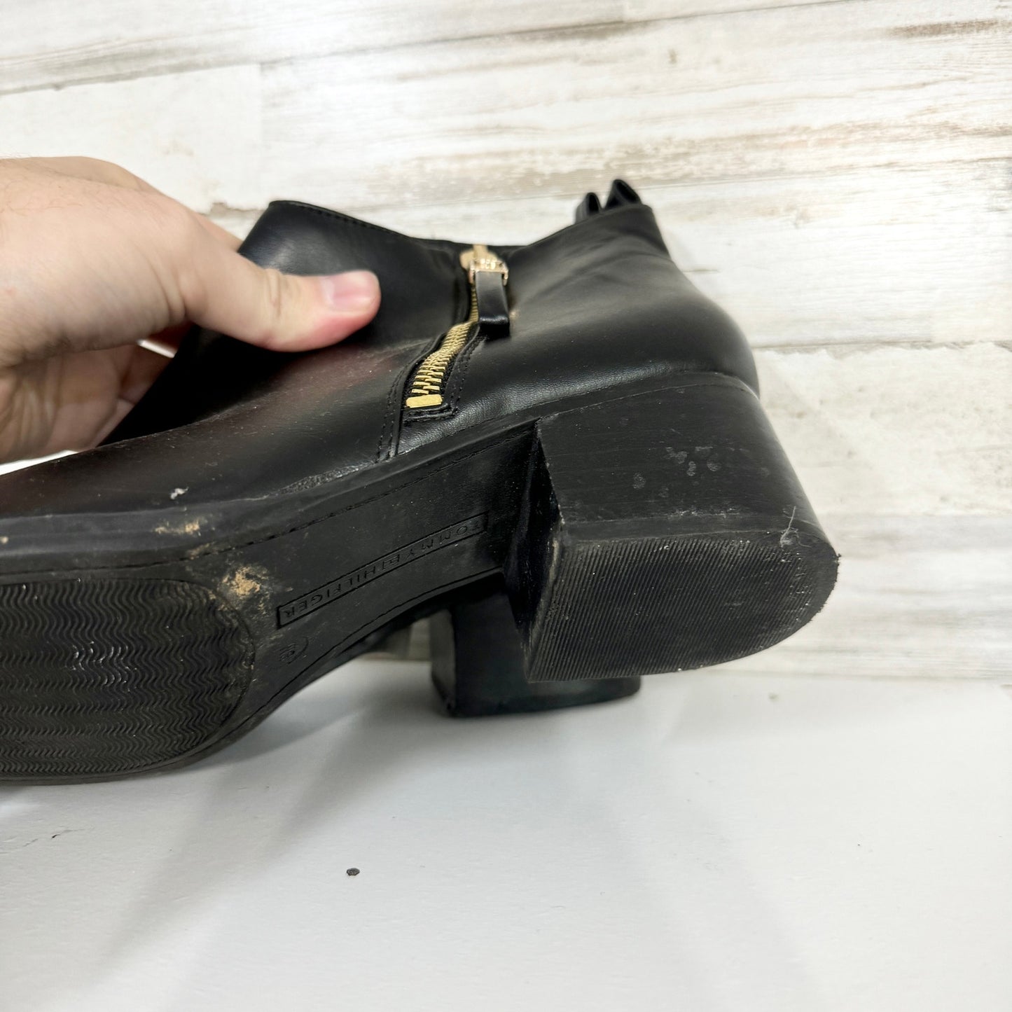 Tommy Hilfiger Boots Black Reiz 2 Classic Ankle Booties Low Heel Size 8