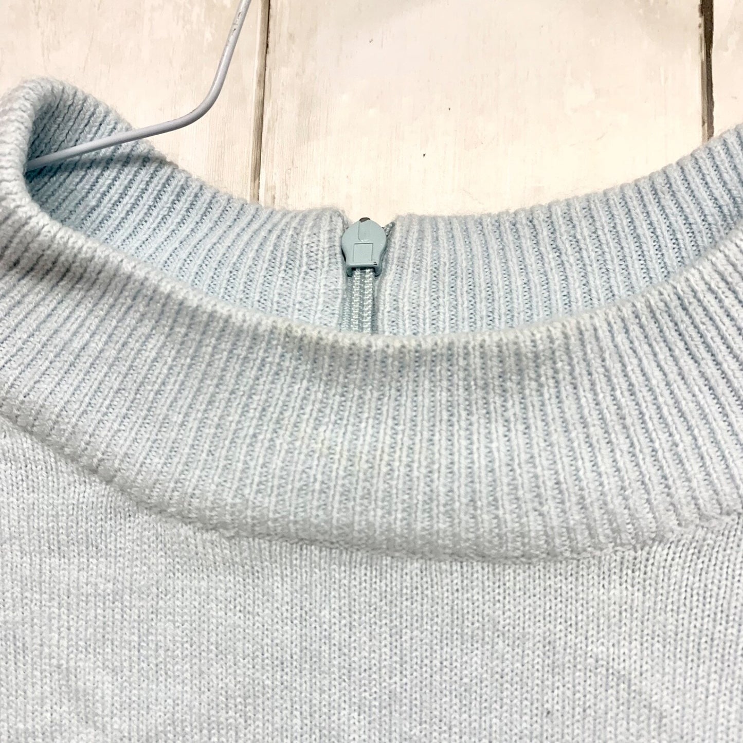 Debbie Morgan Sweater Women Size Large Mock Ribbed Neck Zip Back Light Blue