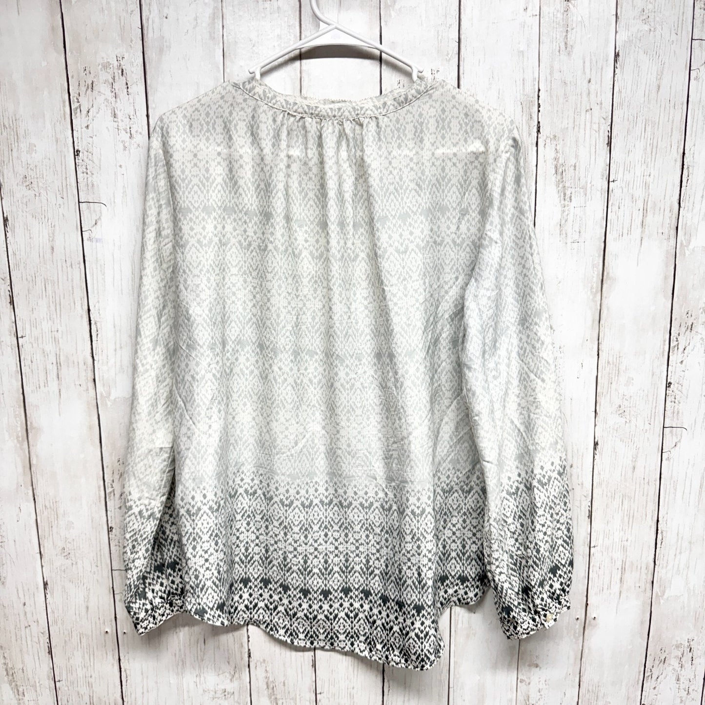 Gap Shirt Women Size Medium Ombre Aztec Pattern Smocked Blouse Trim Detail Boho