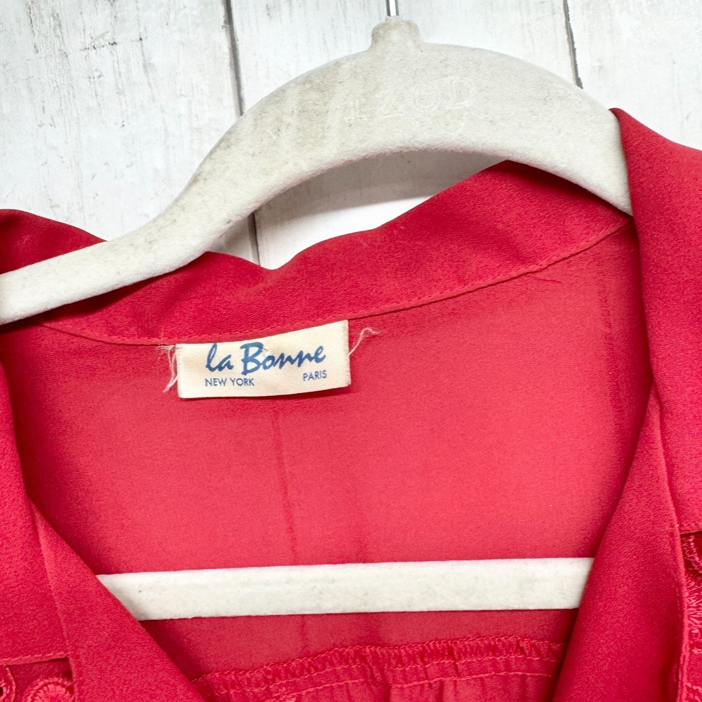 Vtg La Bonne Blouse Women 41" Chest Red Collared Embroider Long Sleeve Button Up