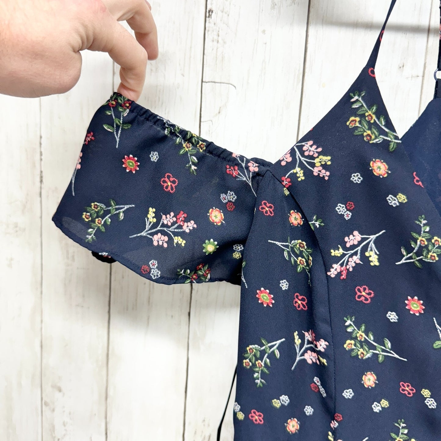 Everly Romper Women Size M Off Shoulder Mini V Neck Blue Floral Summer Casual