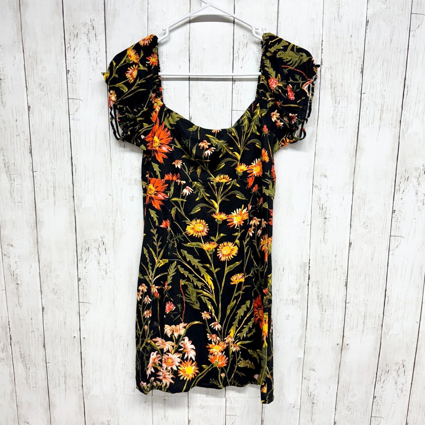 Urban Outfitters Dress Women Size Medium Black Ella Floral Print Bodycon Mini