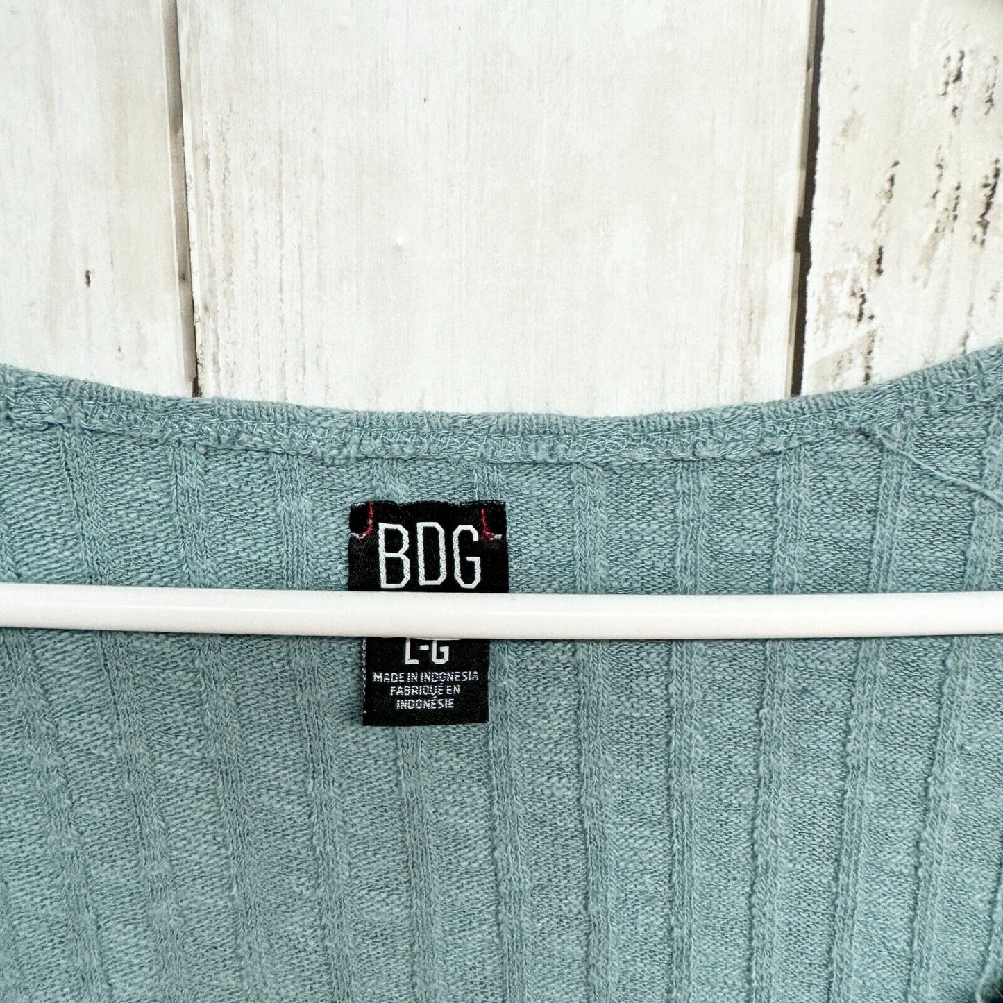 BCD URBAN OUTFITTERS Top Women Size L Crop Top Short Sleeve Blue Knit Strech