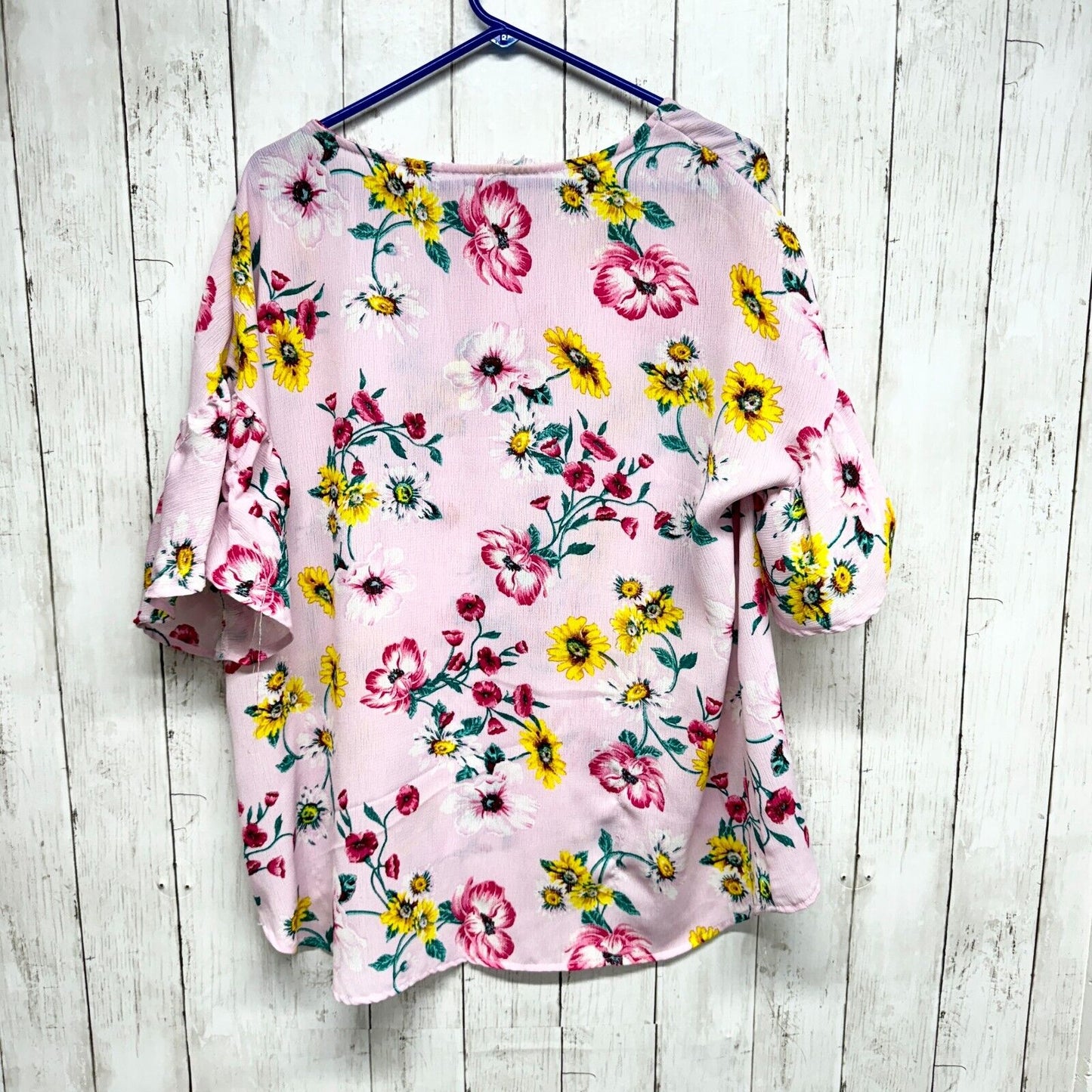 RED LOLLY Shirt Women M Short Sleeve High Low Floral Pink Round Neck Polyester