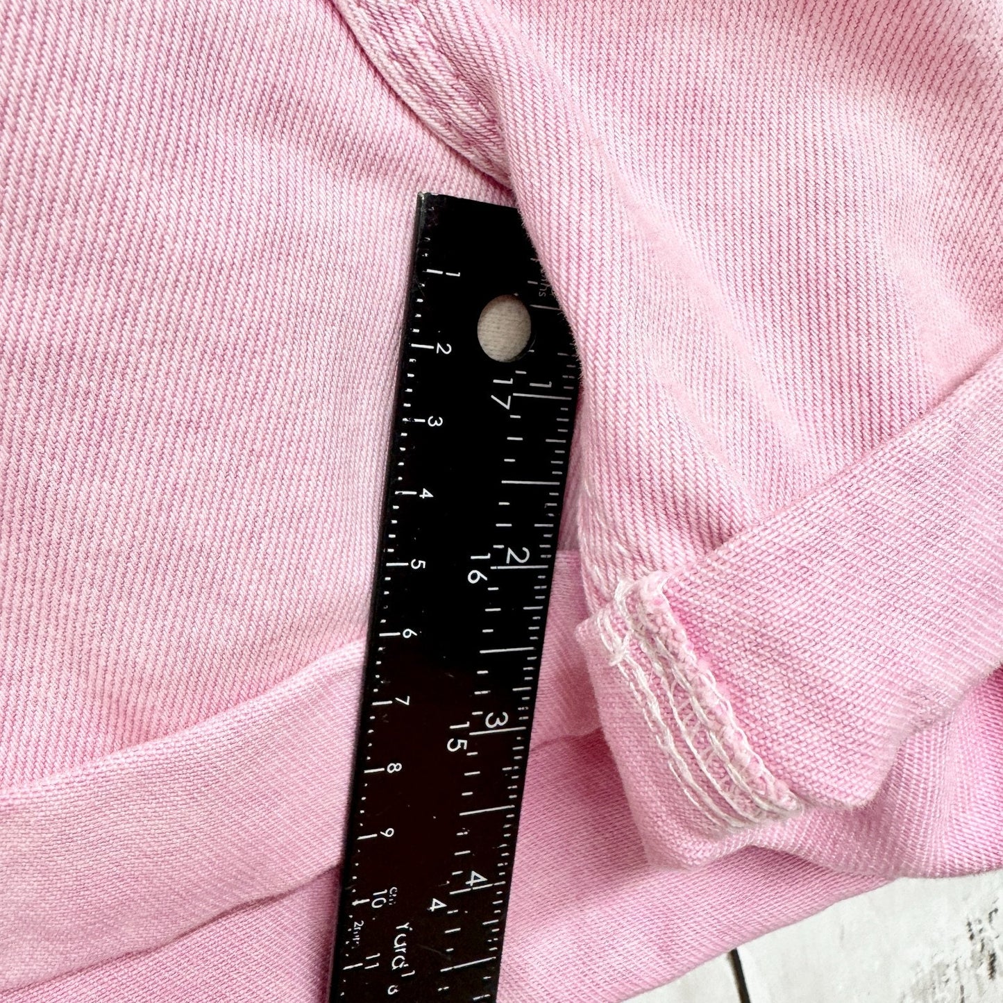 Denim Shorts Women Size 6 Pink High Rise Midi Cuffed Hem Zip Fly 5-Pocket Summer