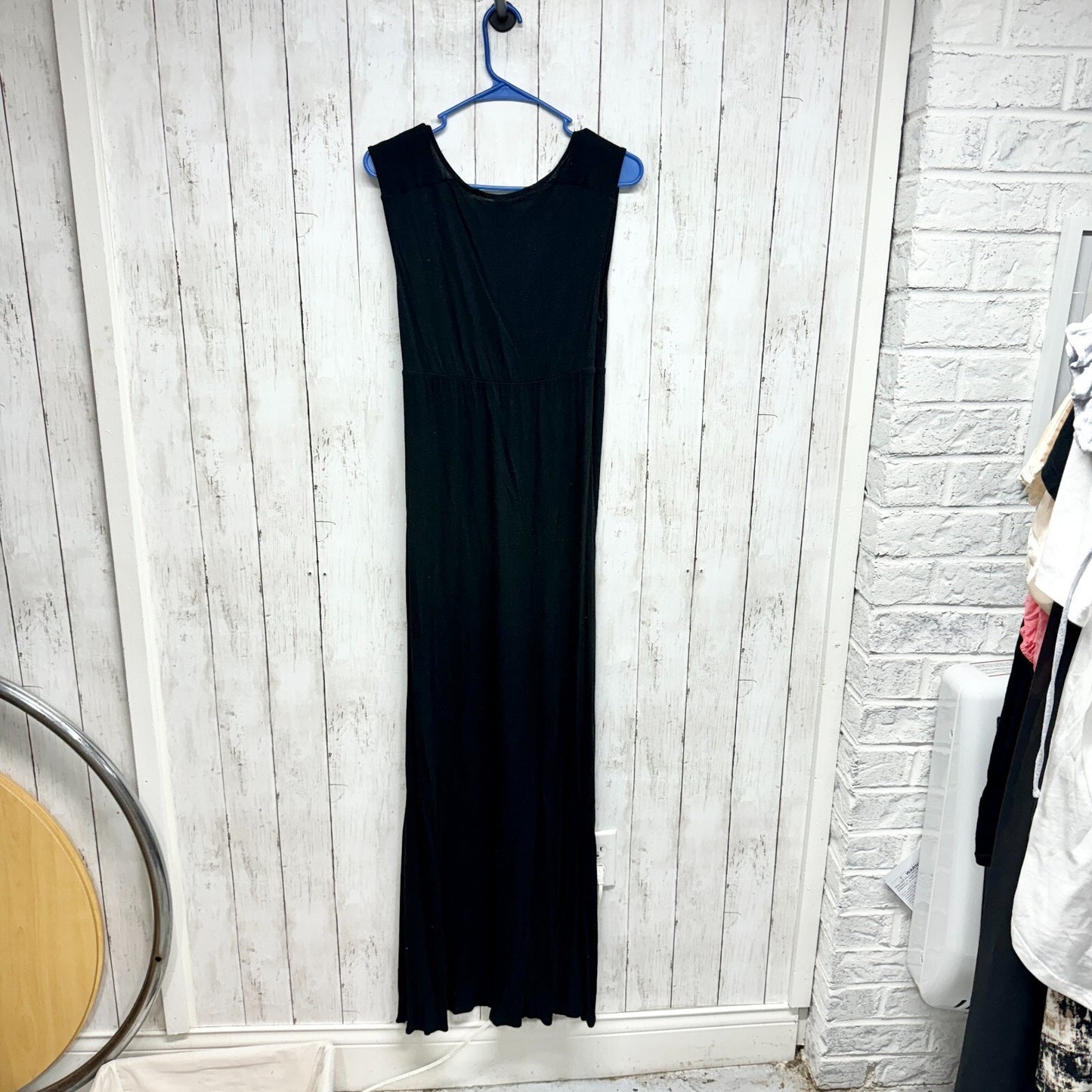 OLD NAVY Dress Women Size Medium Maxi Black Cotton Sleeveless Deep V Neck Casual