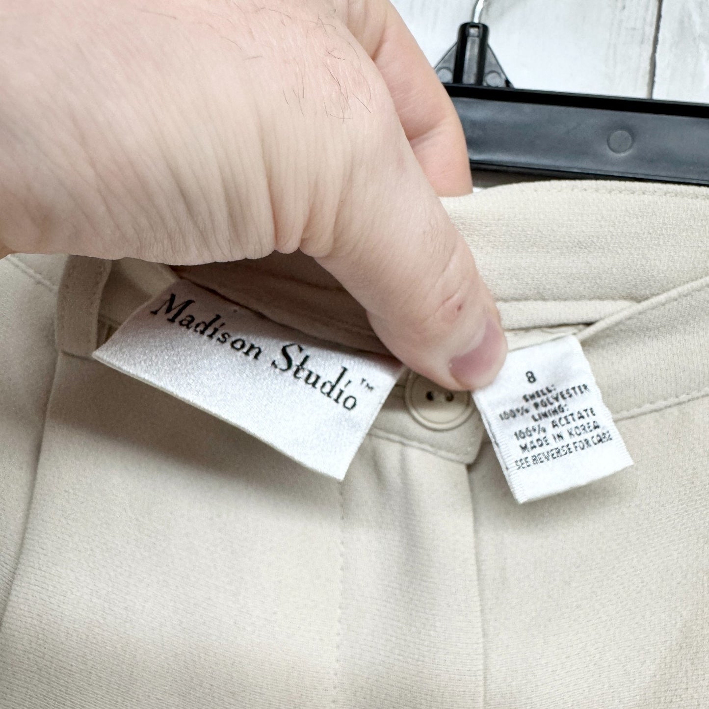 Madison Studio Pants Women Size 8 Beige Pleated Front Trousers Pockets Zip Fly