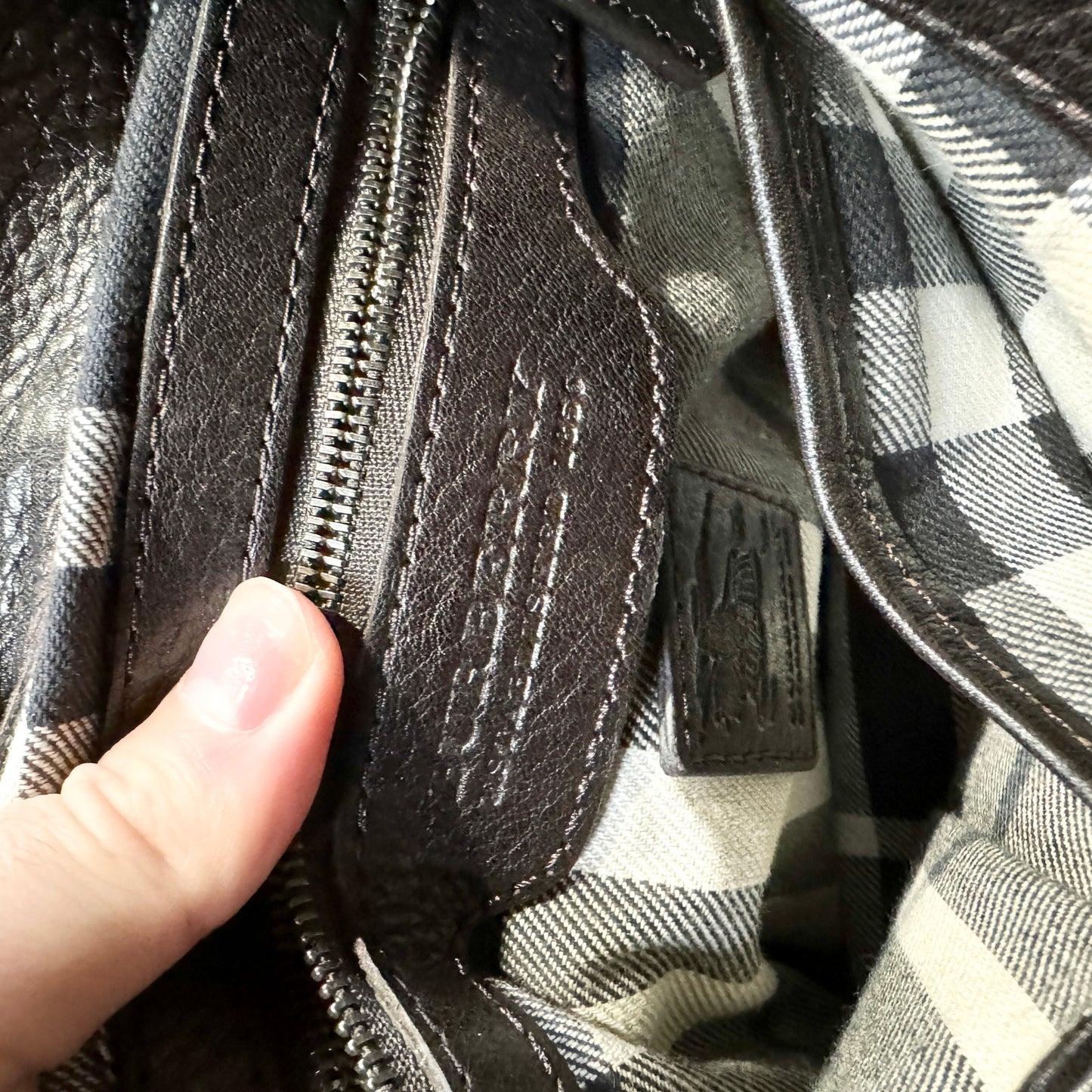 VINTAGE BURBERRY DARK BROWN LEATHER NOVA CHECK BOHO SHOULDER BAG PURSE,W/COVER
