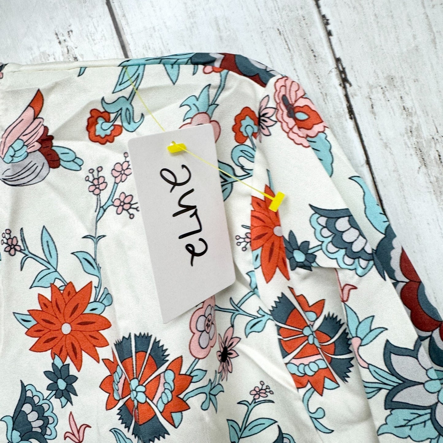 Boutique Shirt Women Size XXL White Floral Print Button Front Long Sleeve Blouse