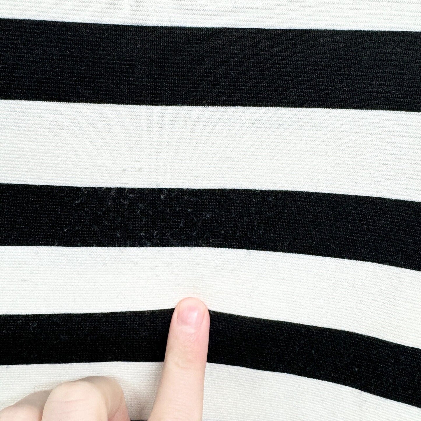 ANTHROPOLOGIE Top Women Size Small Mock Neck 3/4 Sleeve Black & White Polyester