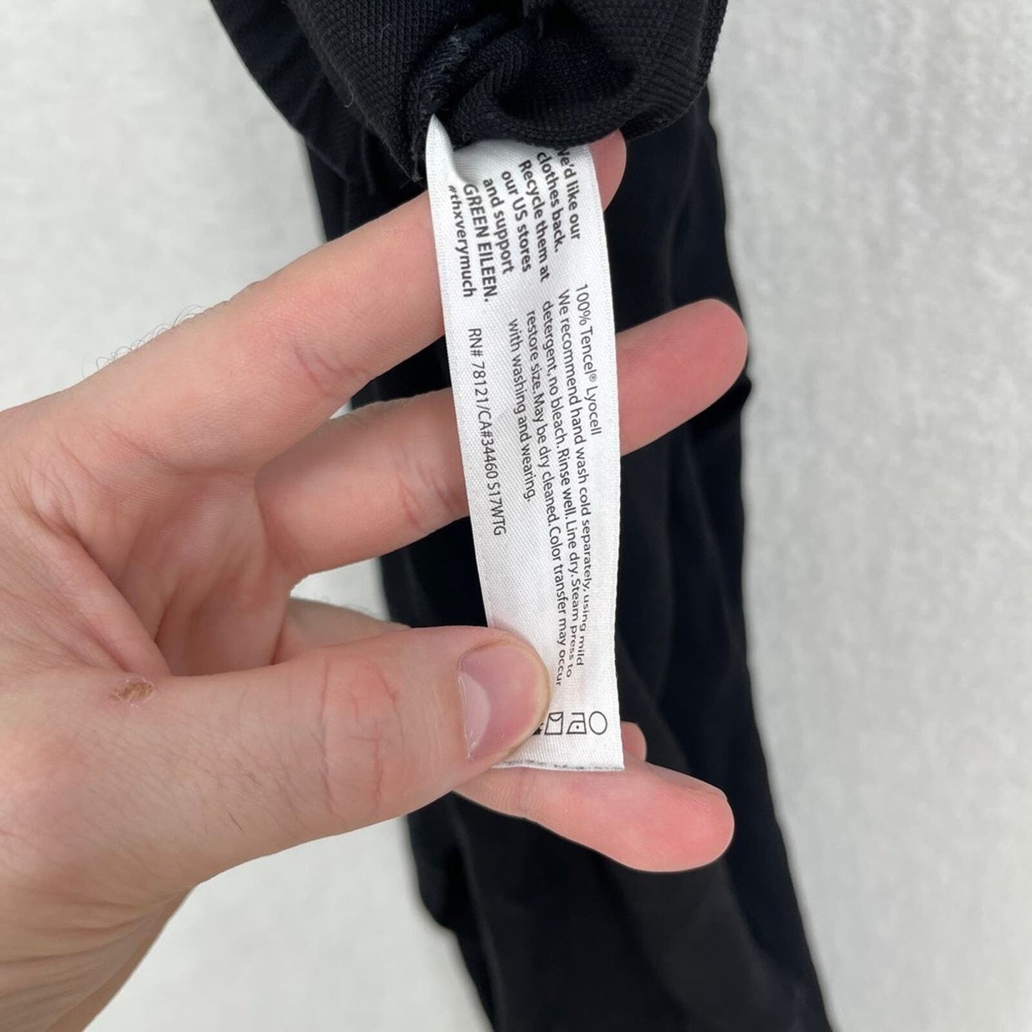 Eileen Fisher Black Trousers 100% Tencel Lyocell Mid Rise Pants Size Small