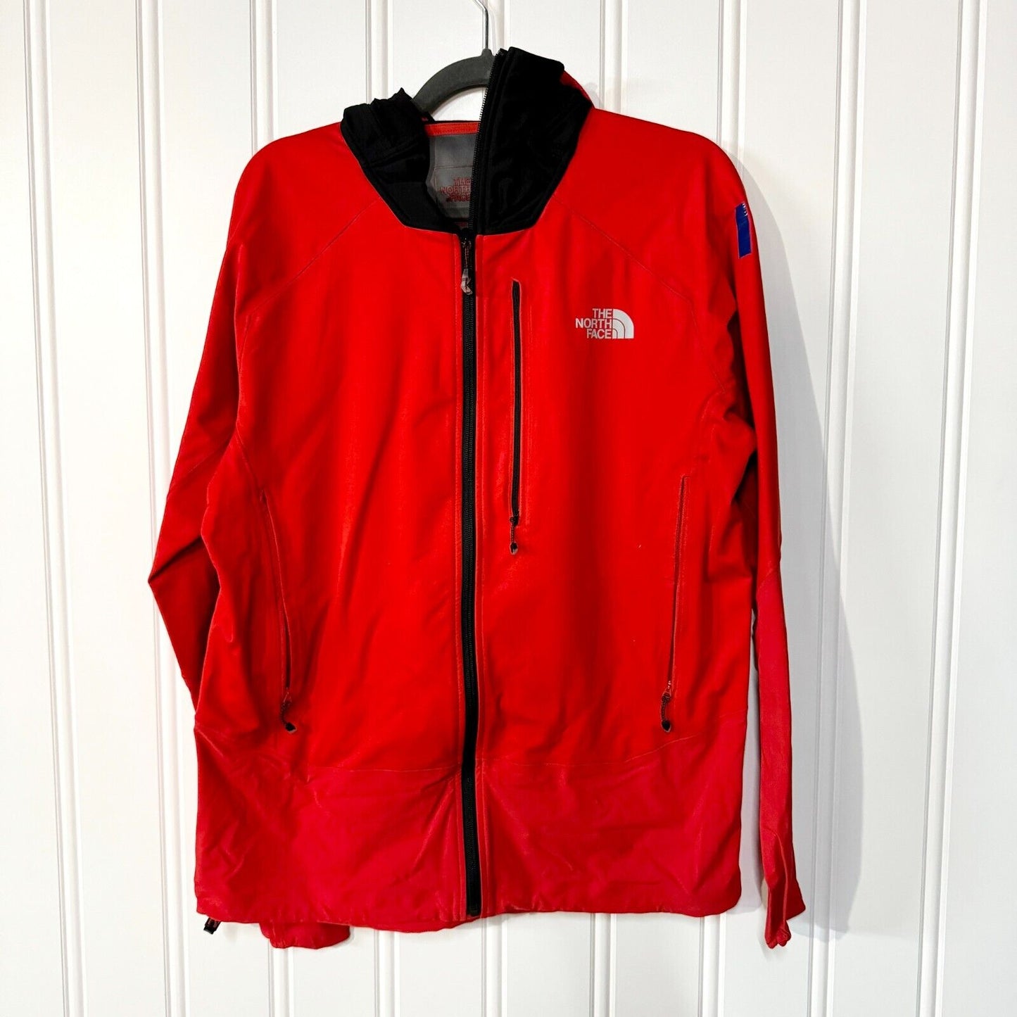 The North Face Summit Gore L4 Soft Shell Fitted Red Windbreaker Size Medium