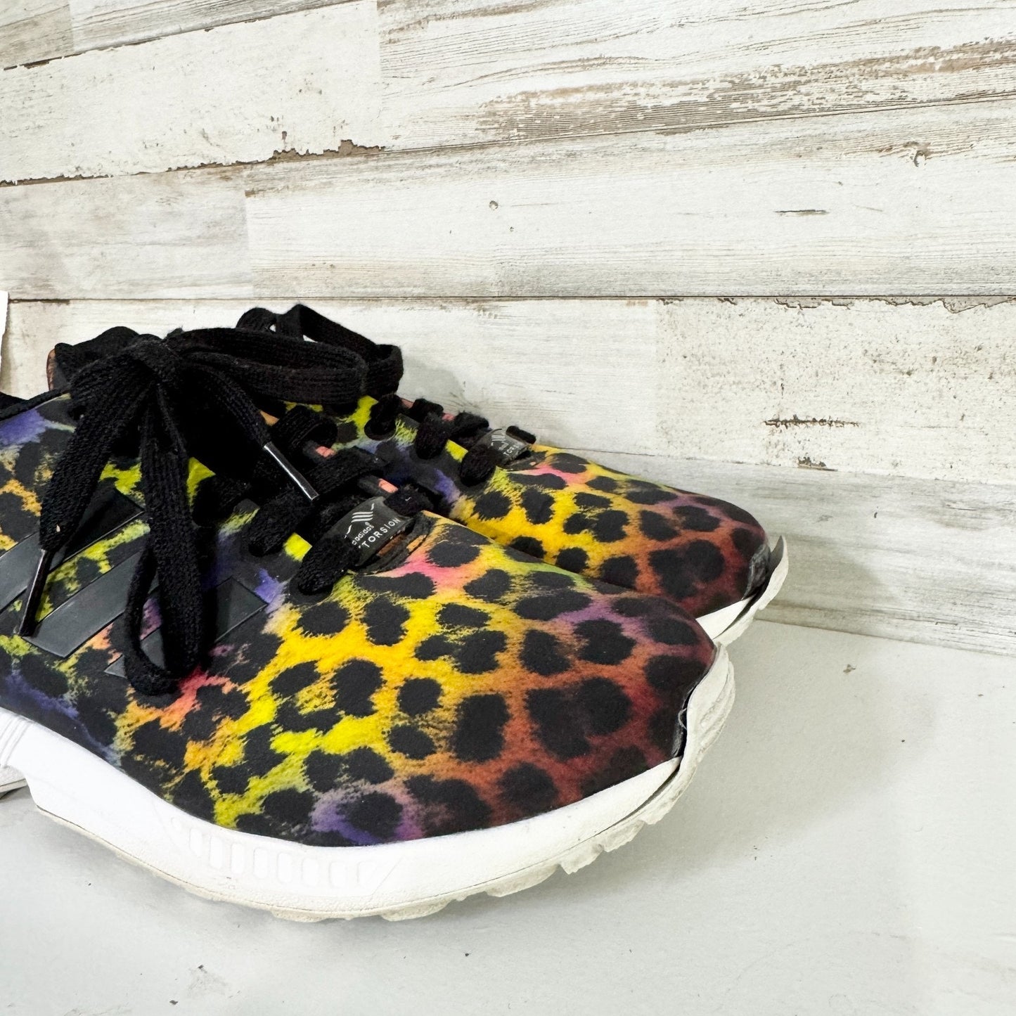 Adidas Shoes Women Size 7 ZX Flux Rainbow Animal Print Running Sneakers Athletic