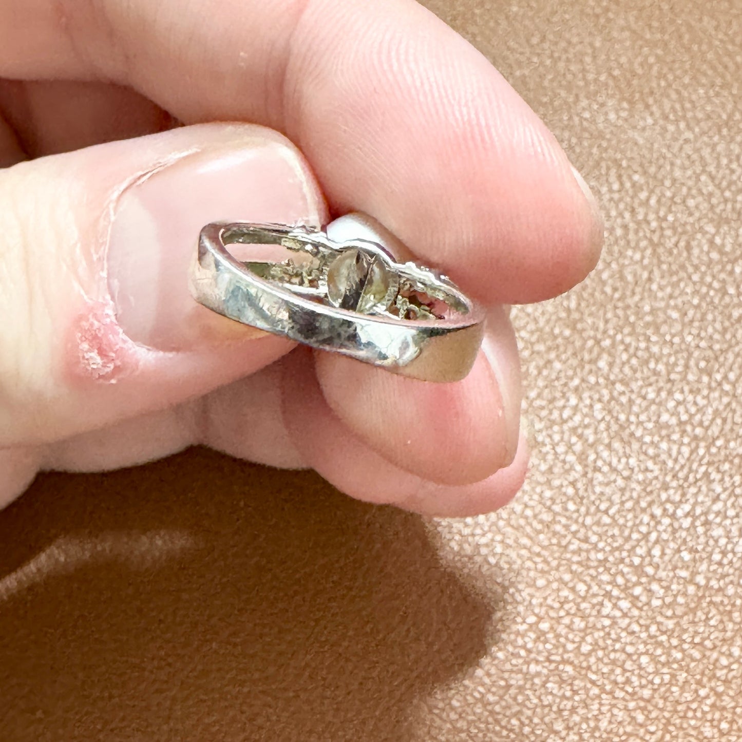 925 Sterling Silver Pearl and White Stone Ring Size 5