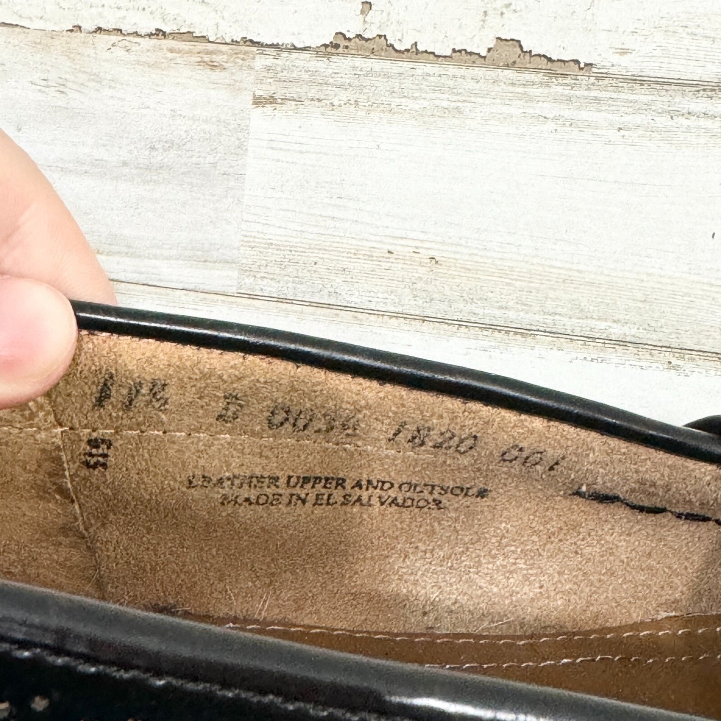 G.H. Bass & Co. Loafers Men 11.5 Brown Leather Weejuns Flats Wine Tassel Brown