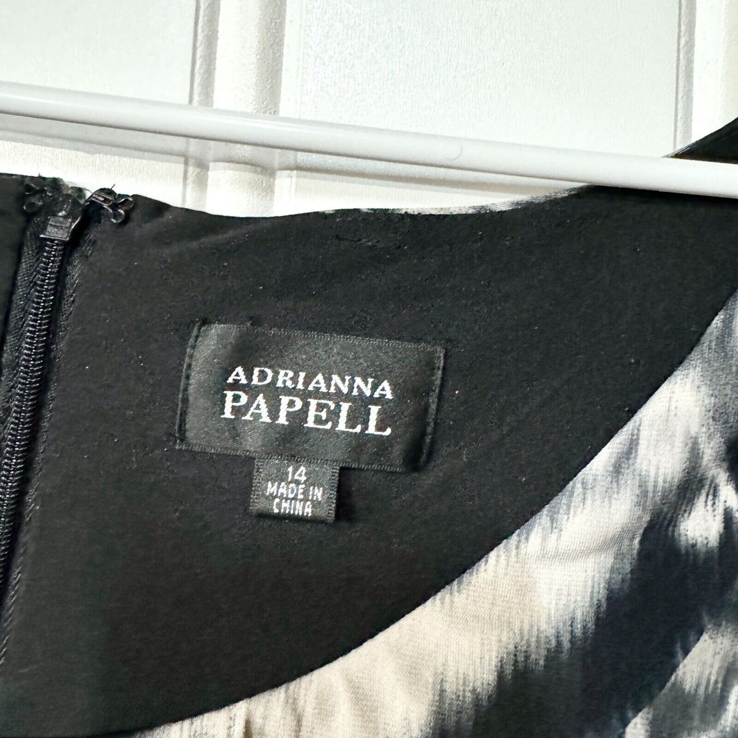ADRIANNA PAPELL Dress Women Size 14 B&W Mini Abstract Pleated Ruffled Layer