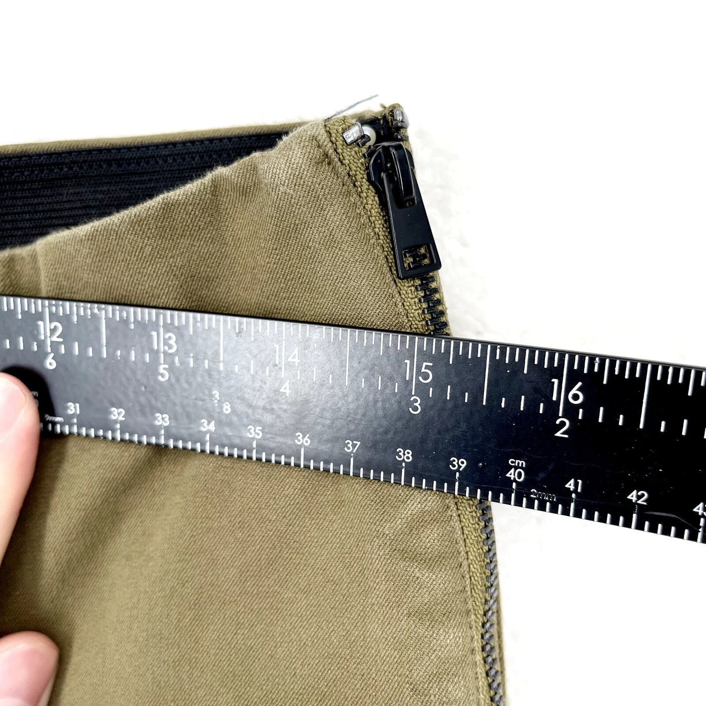 Everlane High Waisted Straight Leg Workwear Tan Elastic Waist Pants Size 8