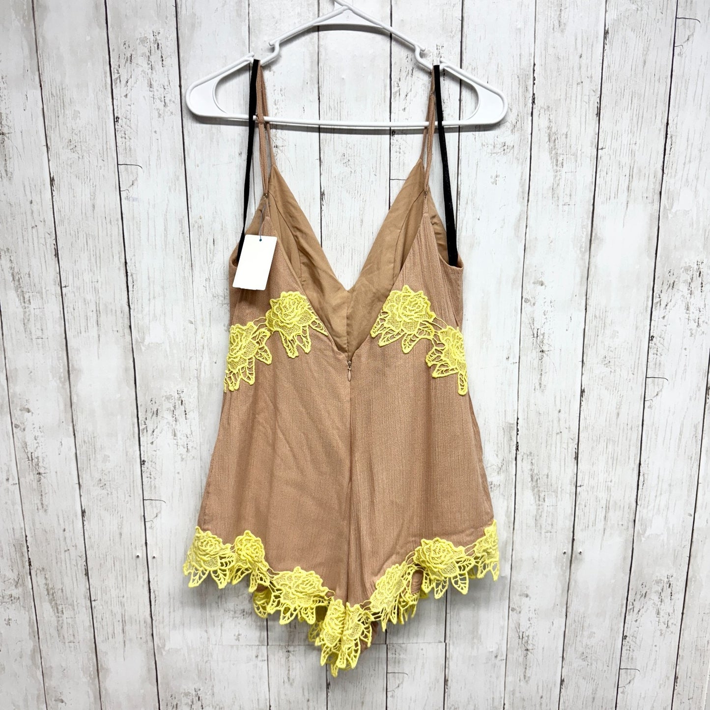 NBD Romper Women Bust 34" Tan Floral Embroidered V-Neck Embroidered Trim Boho