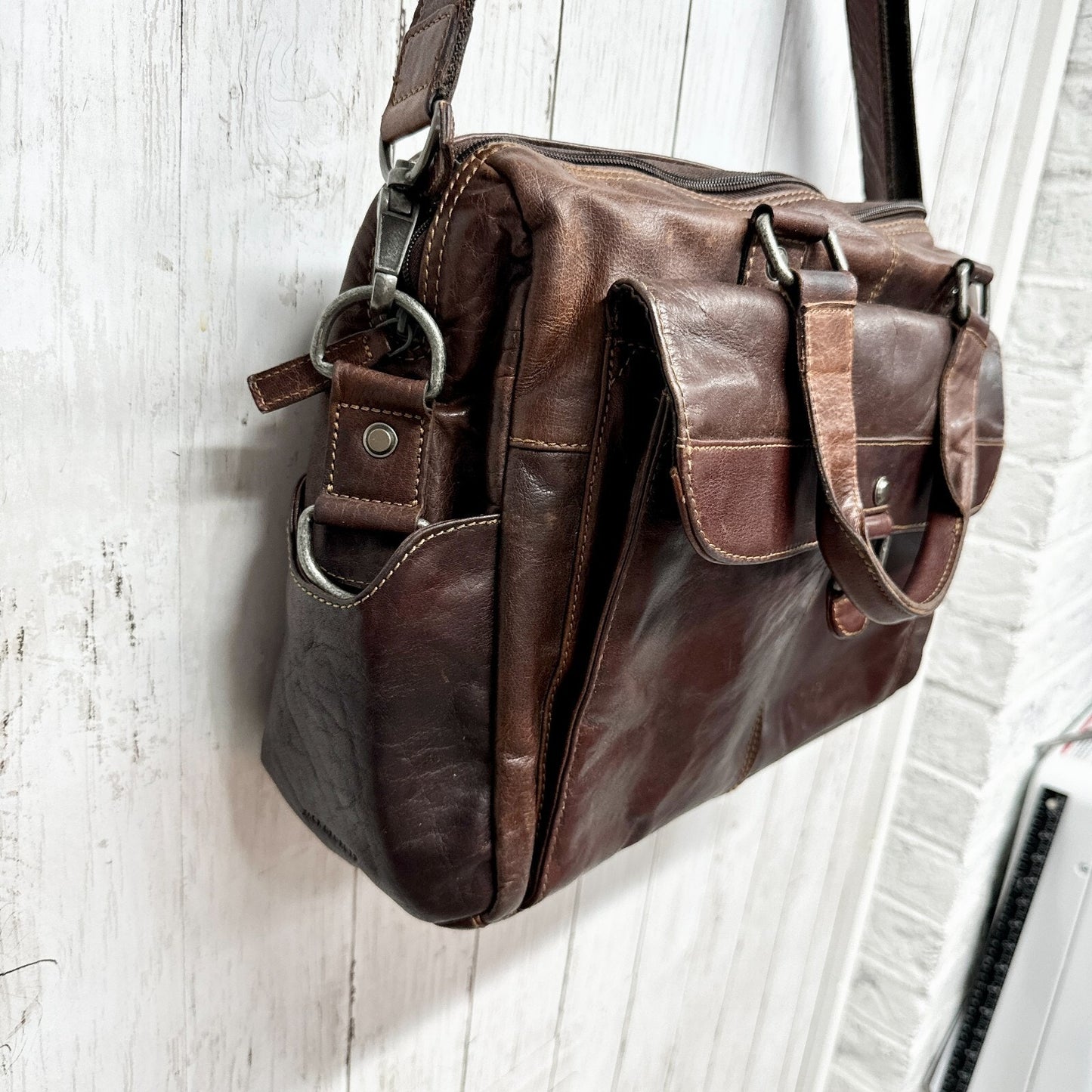 Jack Georges Bag Unisex Brown Leather Messenger Shoulder Flap Front Zip Pocket
