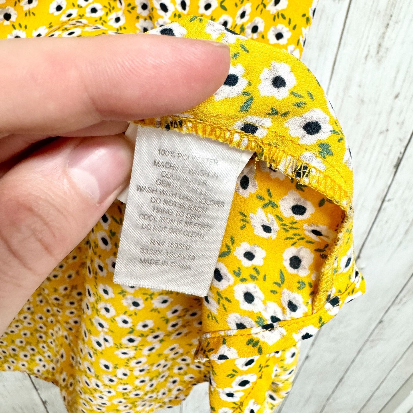 Carolina Belle Montreal Top Women’s Size 2X Yellow Blouse Short Sleeve Floral