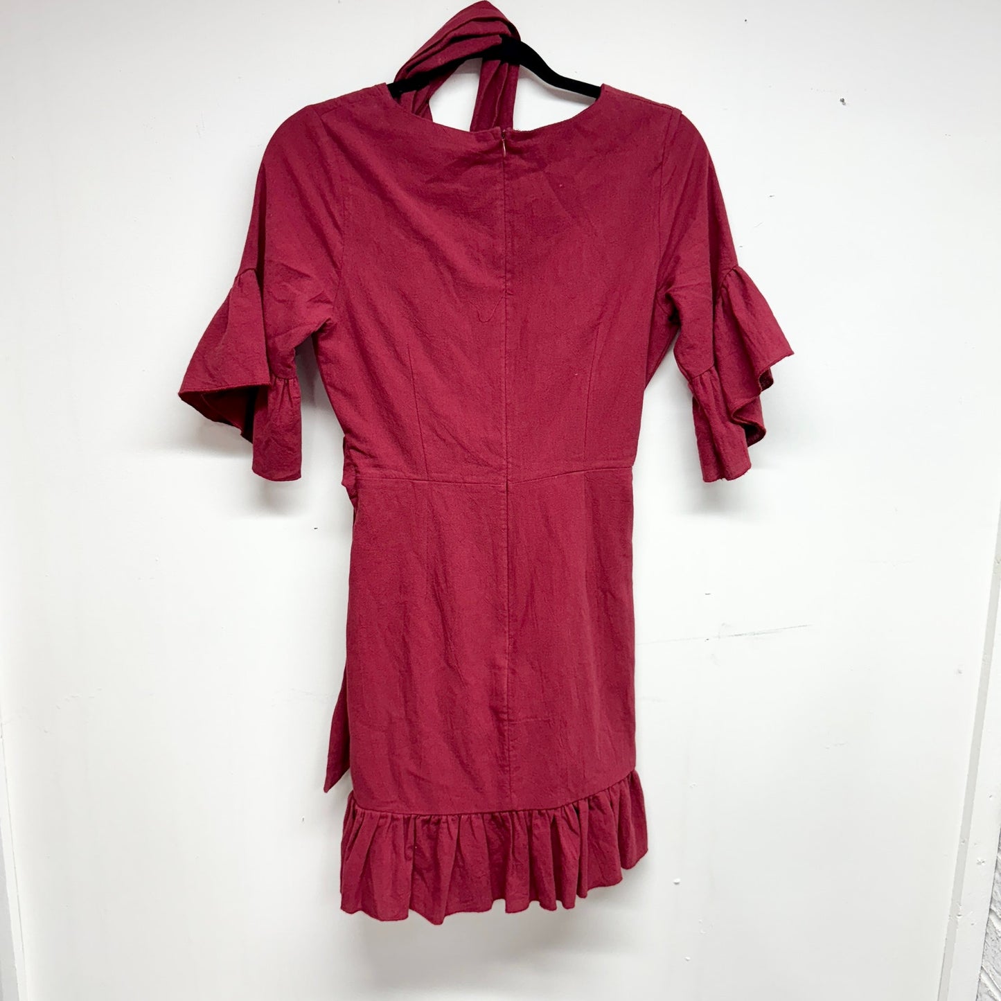 NWT SHOWPO WOMEN FREE MIND DRESS IN WINE LINEN LOOK SIZE 2