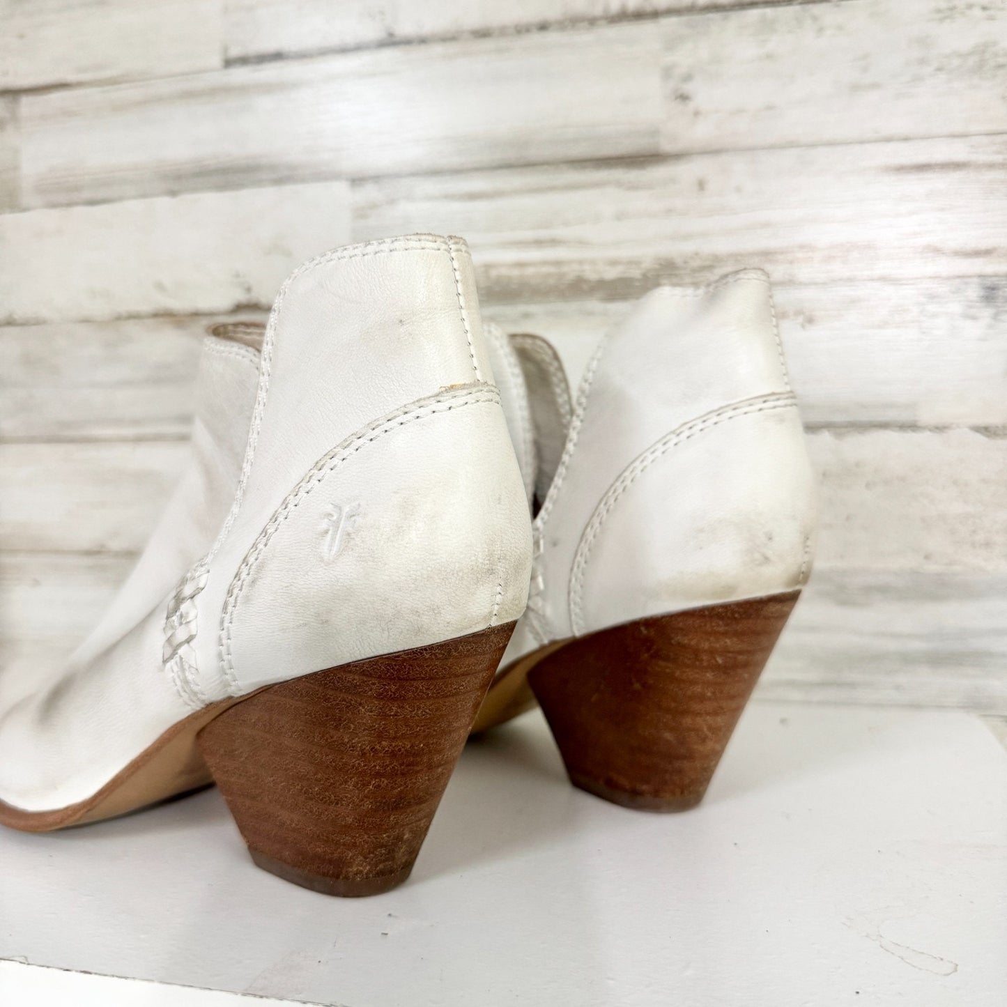 Frye Shoes Women Size 6M Cream Leather Cut Out Ankle Bootie Boots Shootie Casual