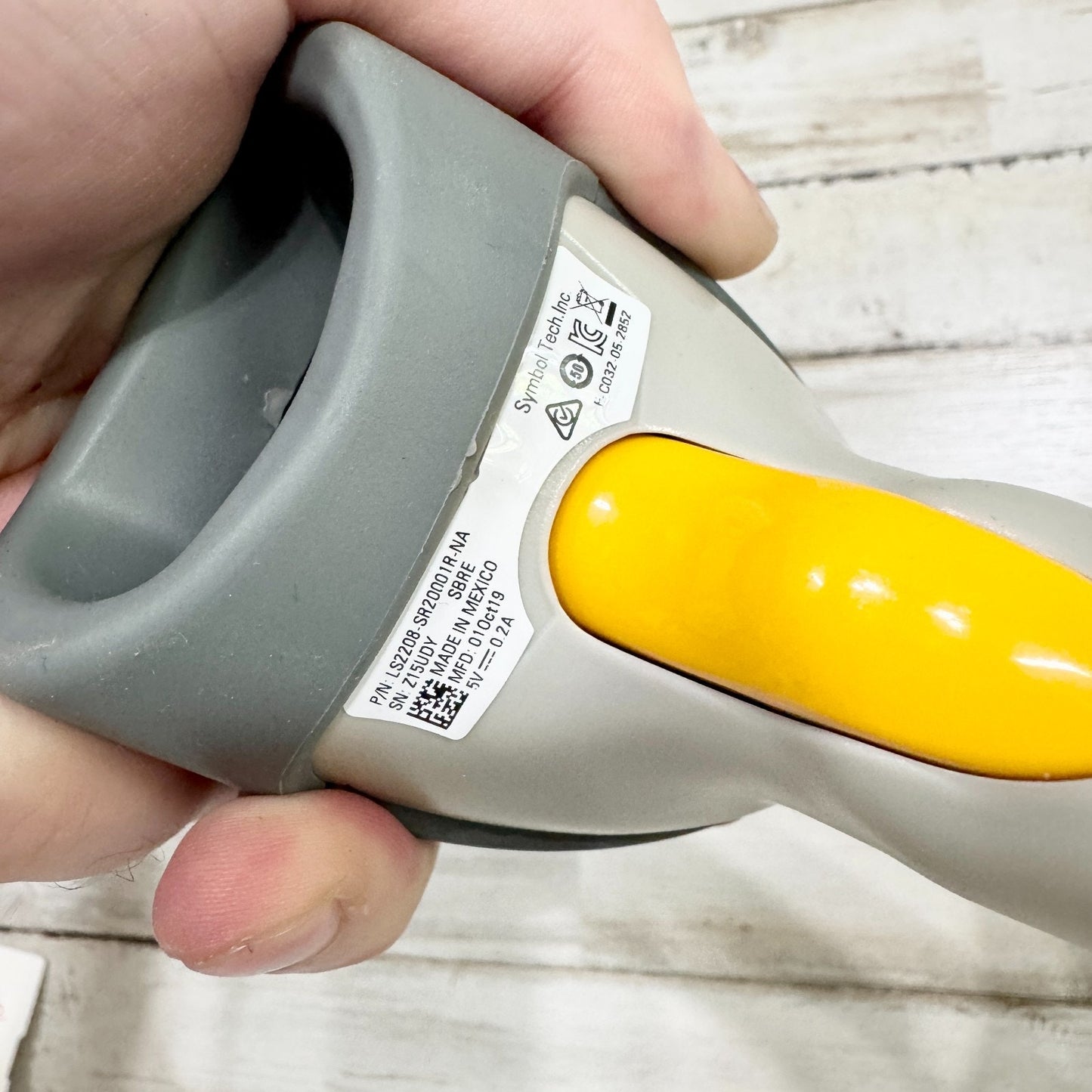 Symbol LS2208 Barcode Scanner Handheld with Stand LS2208-SR20001R-NA
