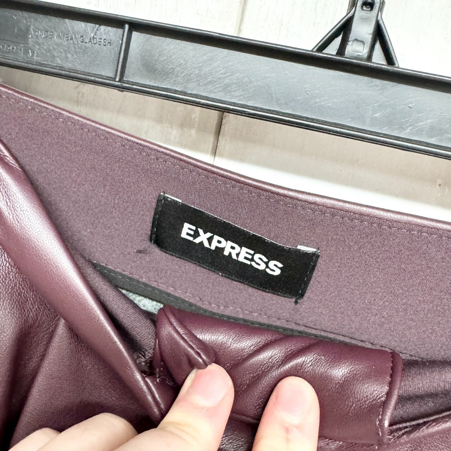 Express Pants Women Size 4L Brown Red Trousers Slim Faux Leather Pleated Pockets