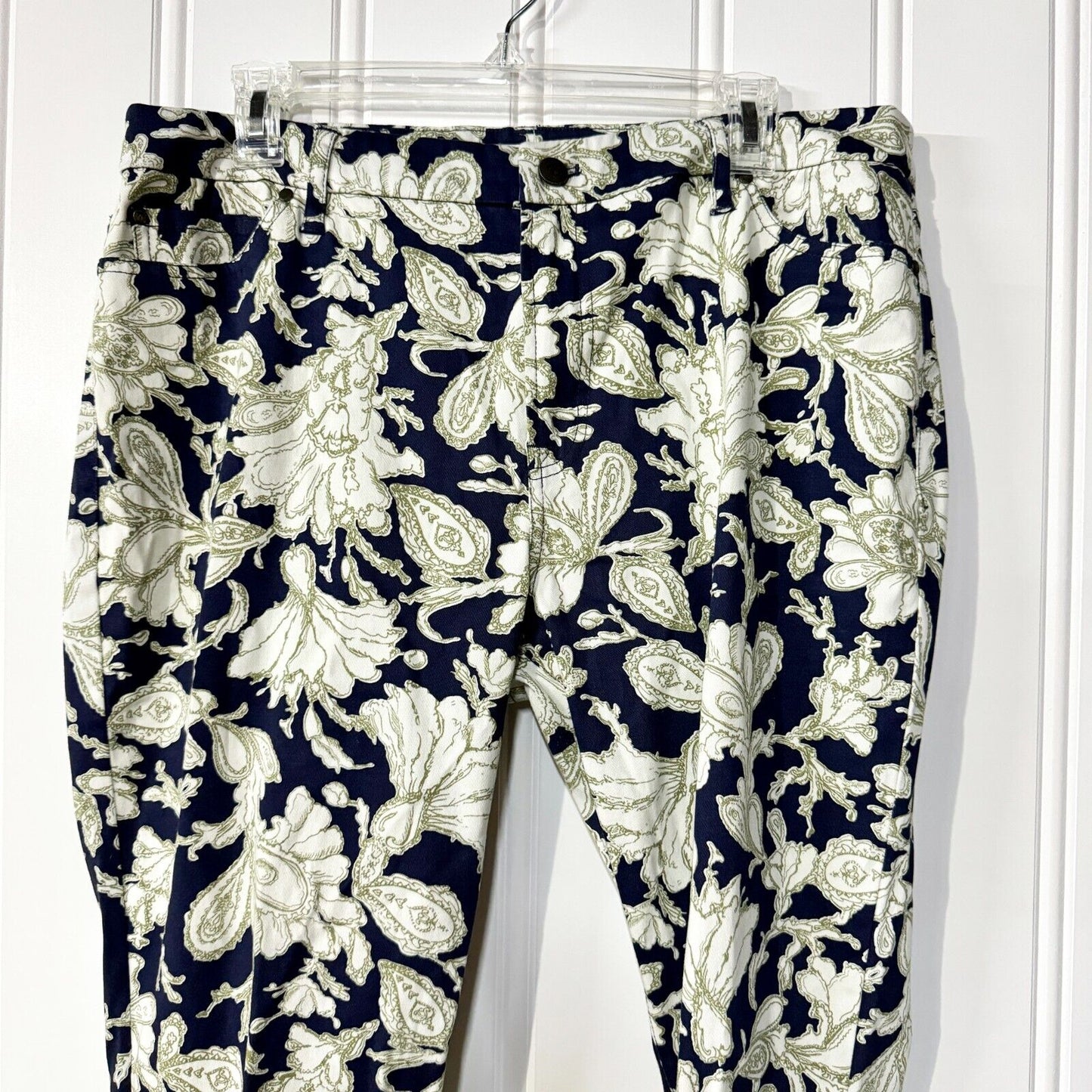 ORVIS Pants Women Size 14 Low Rise Skinny Floral Navy Blue Button Front Zip Up