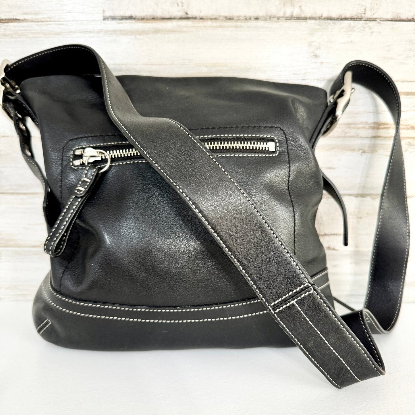 Vintage 90s Coach Womens Black Leather Adjustable Buckled Soho Shoulder Bag