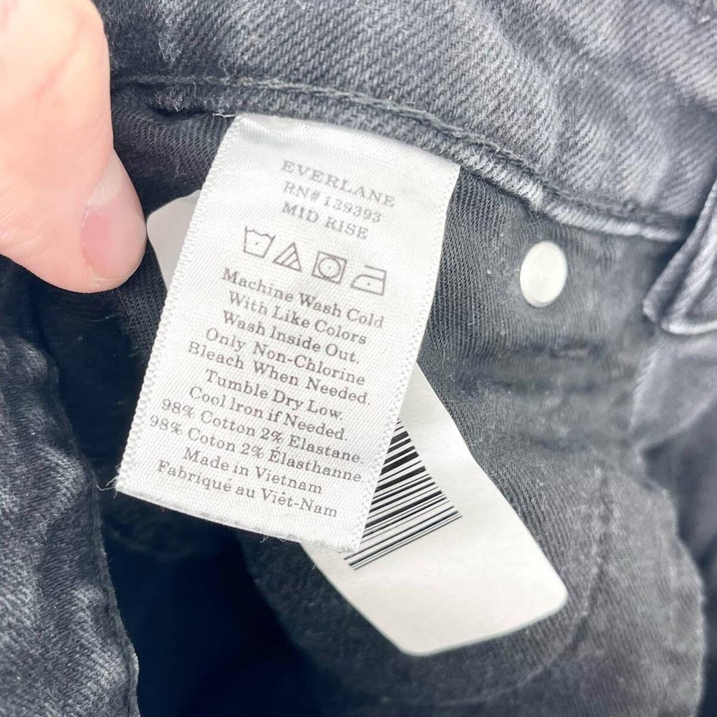 Everlane Skinny Mid Rise Ankle Cut Black Cotton Blended Jean Size 28