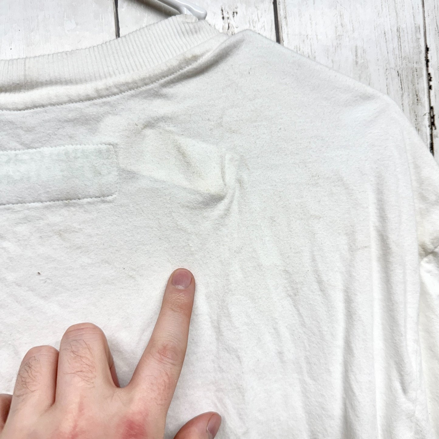 United Colors of Benetton Shirt Men Size Medium White Graphic Short Sleeve Tee