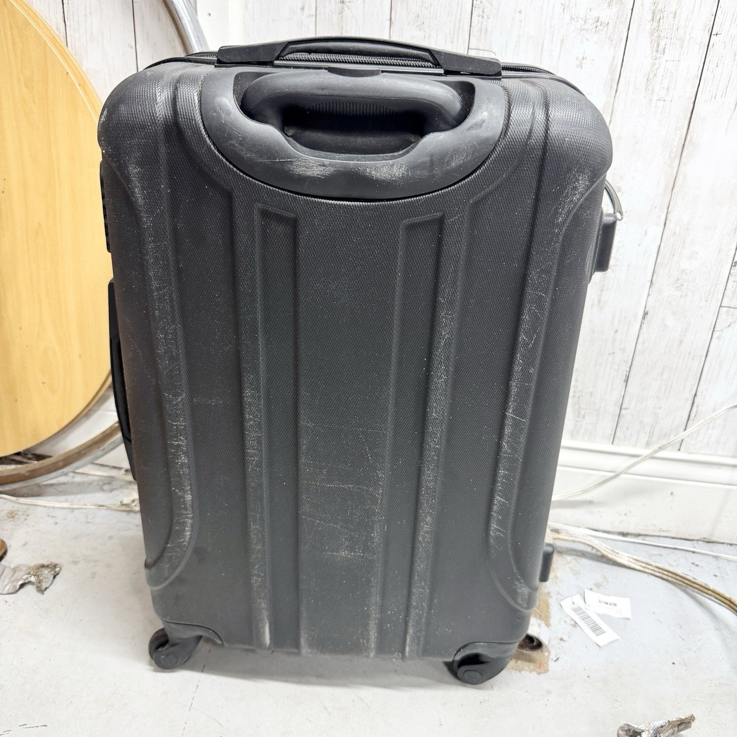 Calpak Luggage Medium Size Black Hard Expandable 360-Spinner Suitcase Travel