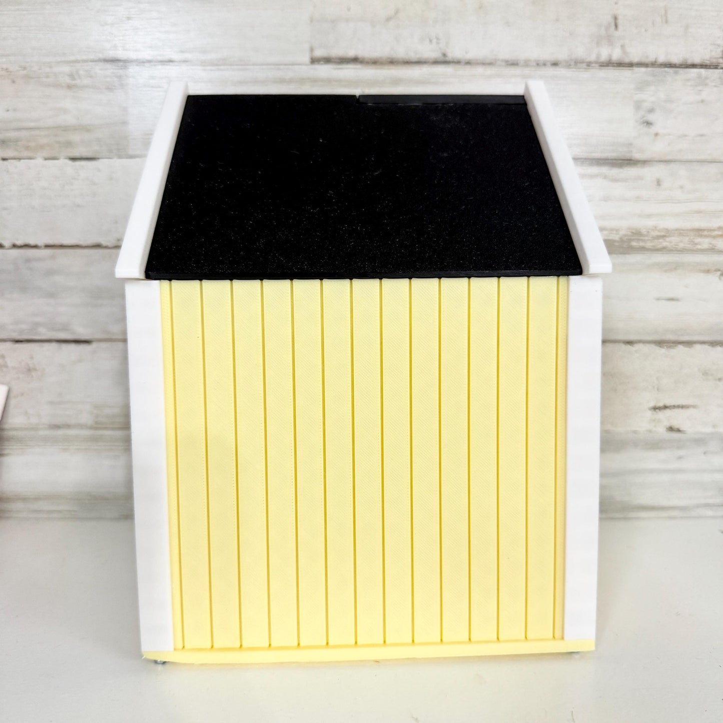 Handmade Custom Yellow Birdhouse – 3D Printed Garden Decor, Unique Outdoor Gift, Eco-Friendly Design for Porch or Backyard Charm