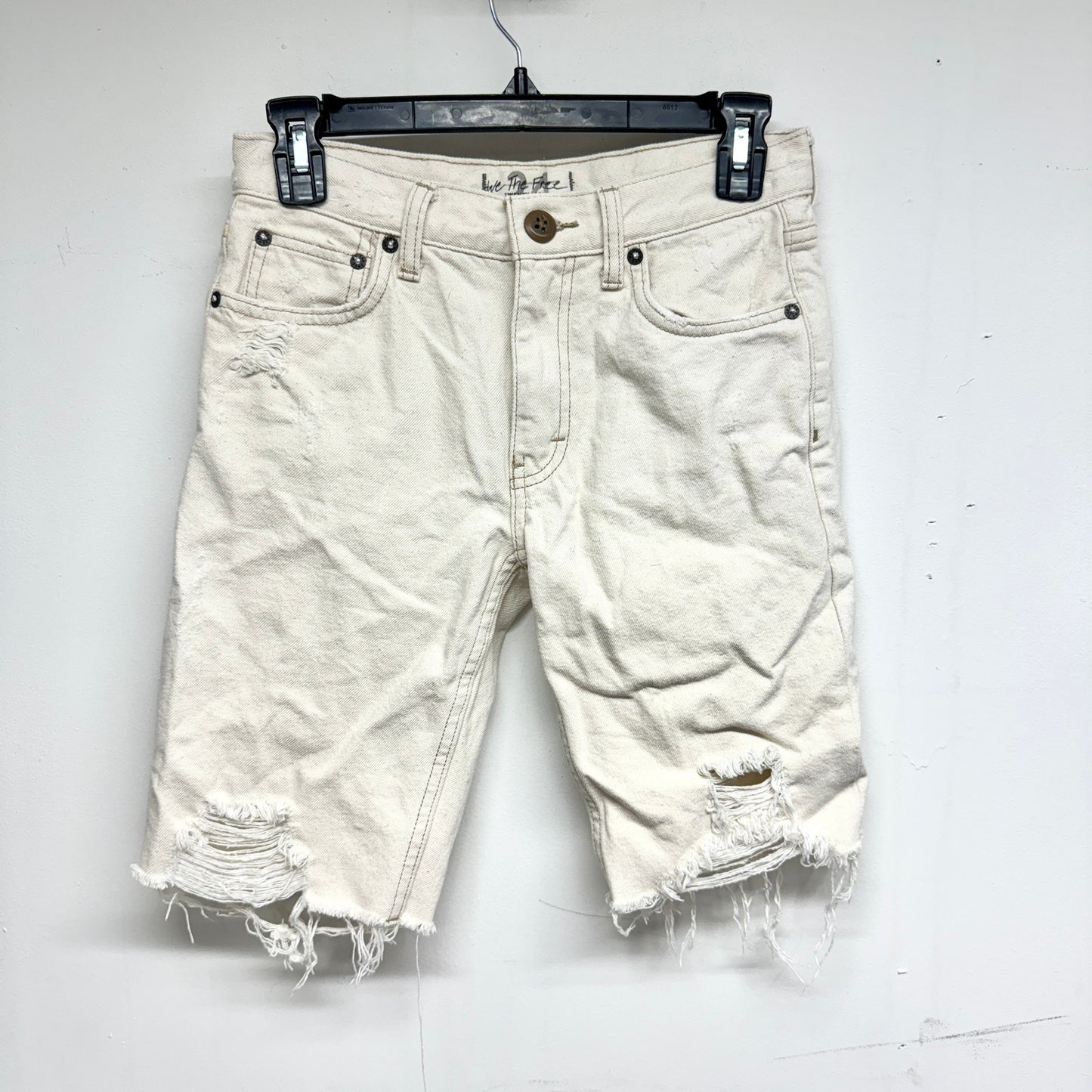FREE PEOPLE Women's Cream Off White Ripped Caroline Cutoff Denim Shorts Sz 24