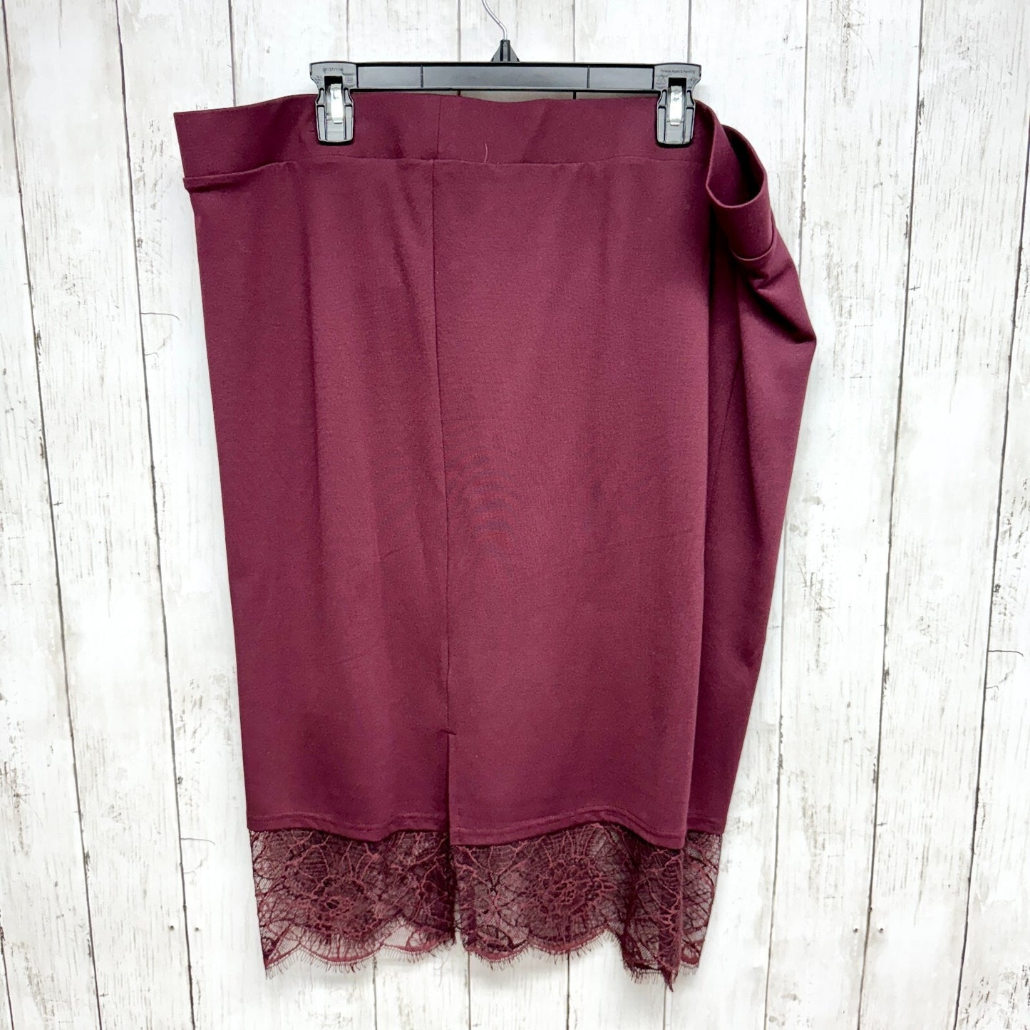 Torrid Skirt Women Size 3 Maroon Pull On Midi Lace Trim Night Out Business NWT