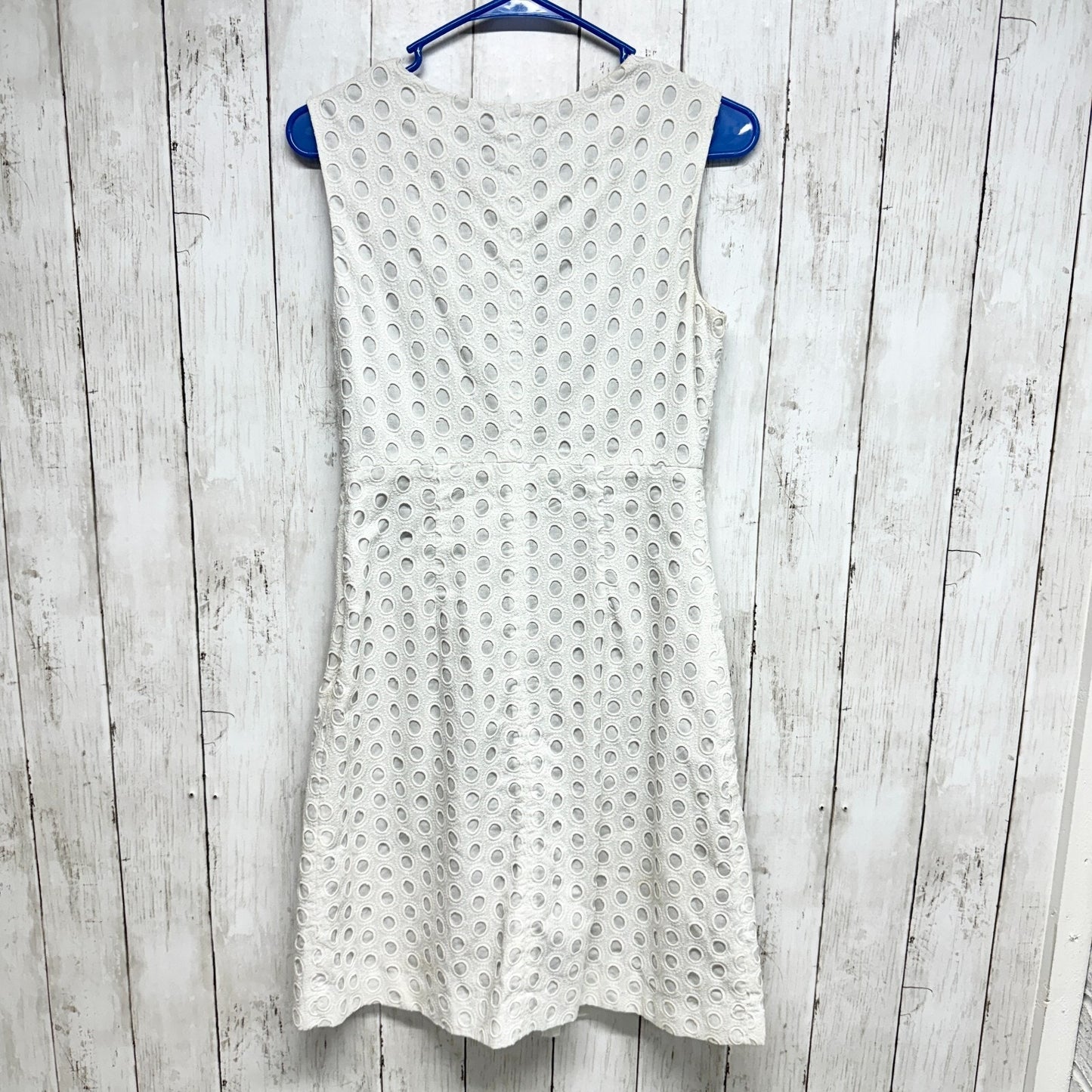 Diane Von Furstenberg Dress Women Size 4 White Double Pocket Carpreena Eyelet