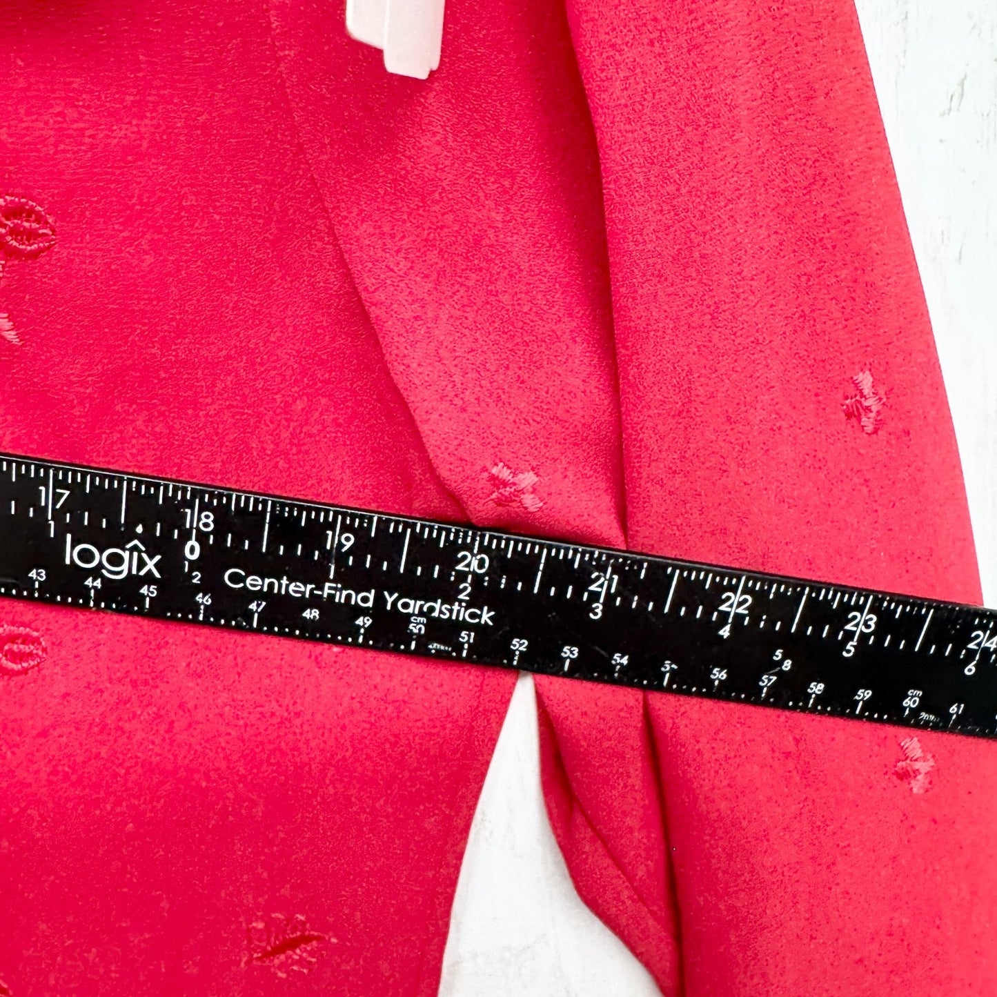 Vtg La Bonne Blouse Women 41" Chest Red Collared Embroider Long Sleeve Button Up