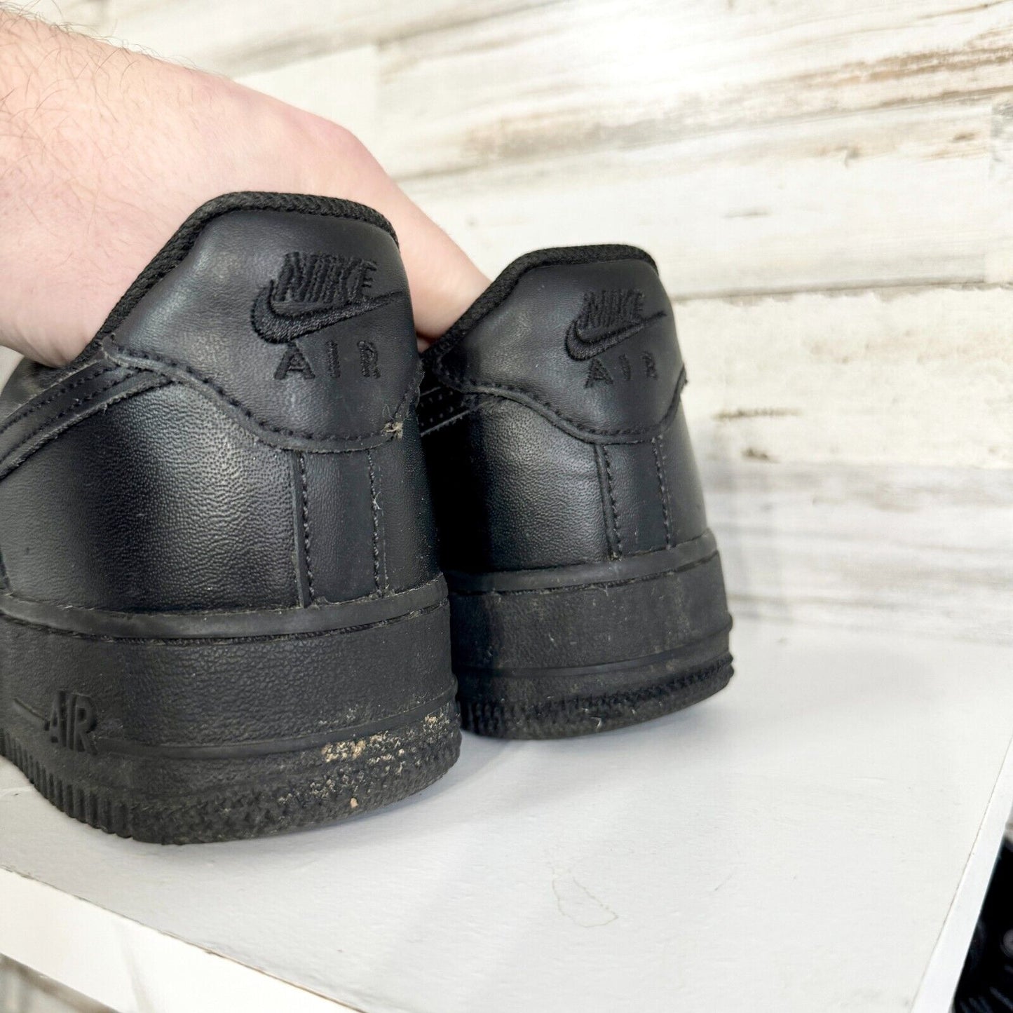 Vintage NIKE Air Force 1 07 W 8.5 Low Supreme Black Sneakers Shoes 315100 001
