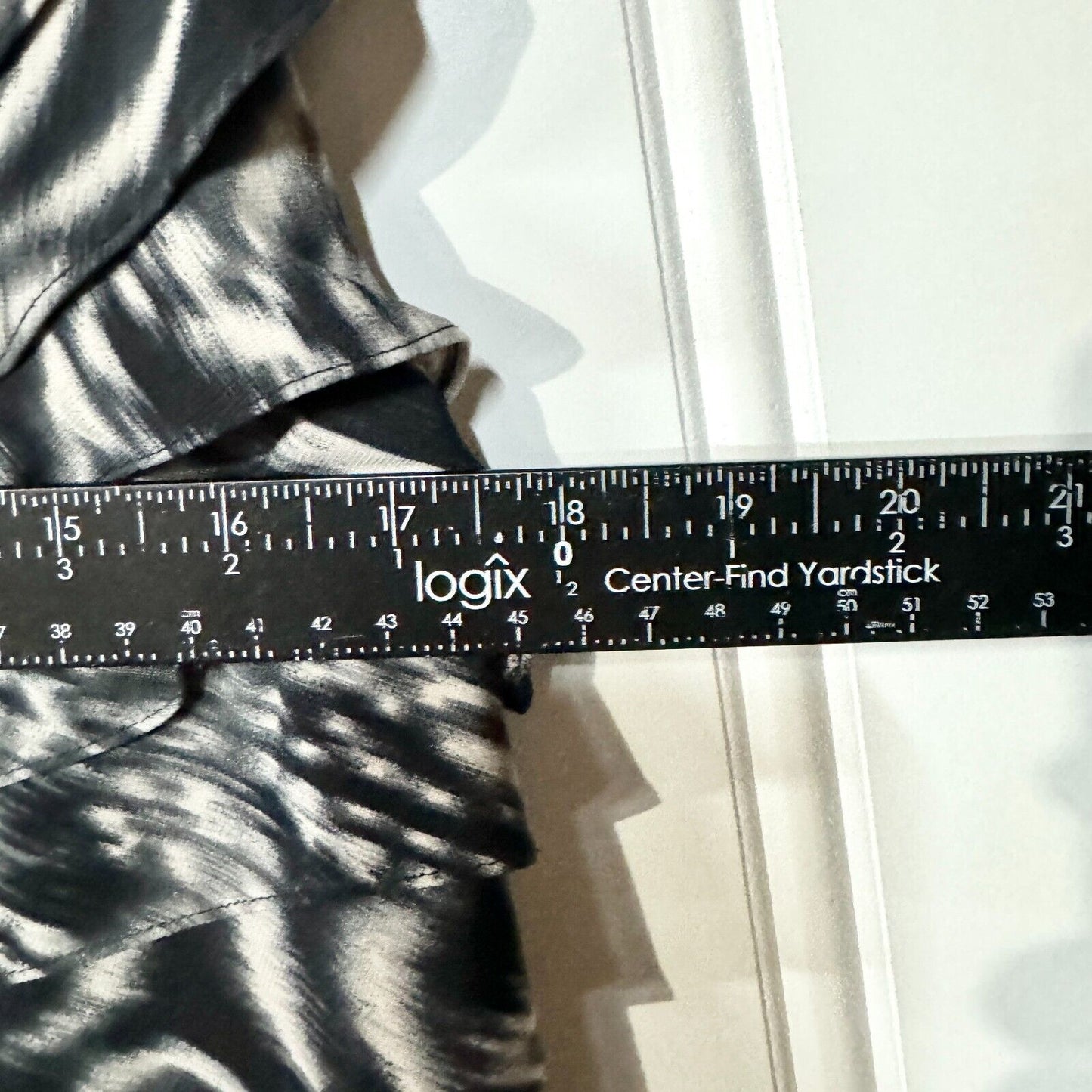 ADRIANNA PAPELL Dress Women Size 14 B&W Mini Abstract Pleated Ruffled Layer