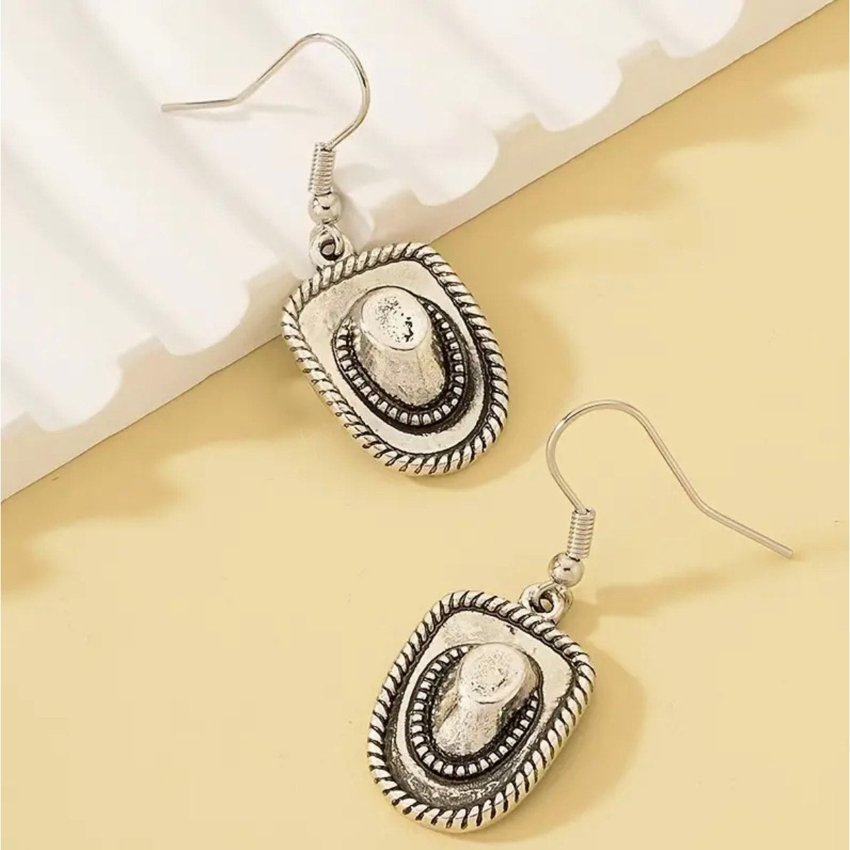 Retro Western Cowgirl Hat Dangle Earrings Simple Style Alloy Jewelry