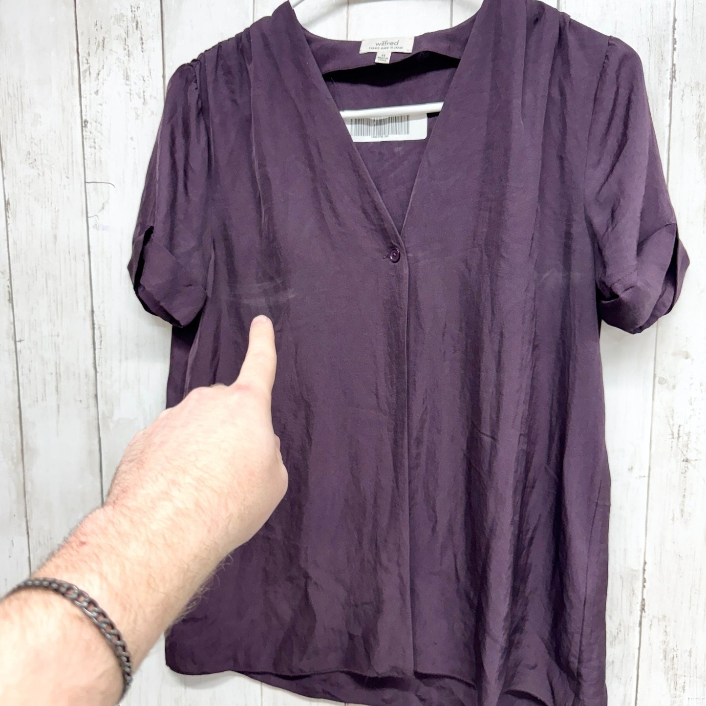 Wilfred Top Women Size XS Plum Vneck Button Short Sleeve Blouse Cuff Sleeves