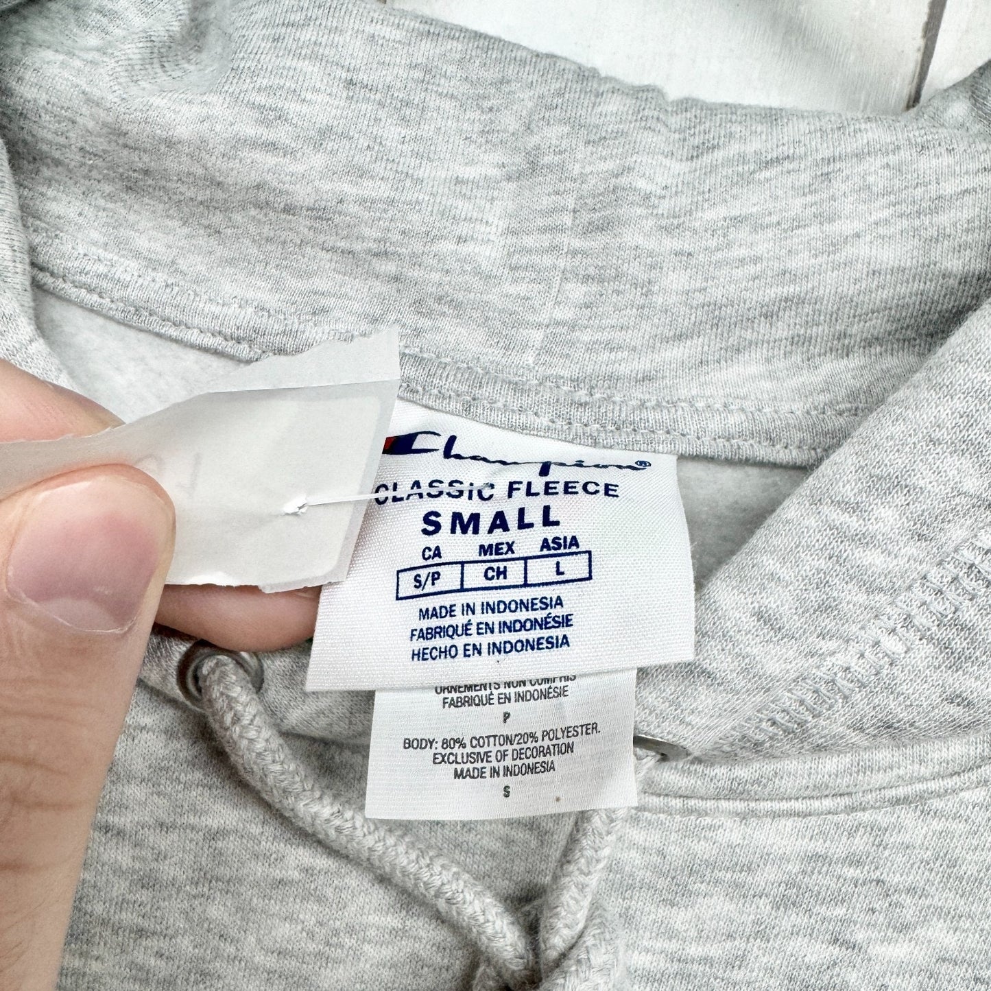 Champion Sweater Unisex Size Small Gray Classic Fleece Hooded Sweatshirt NWT