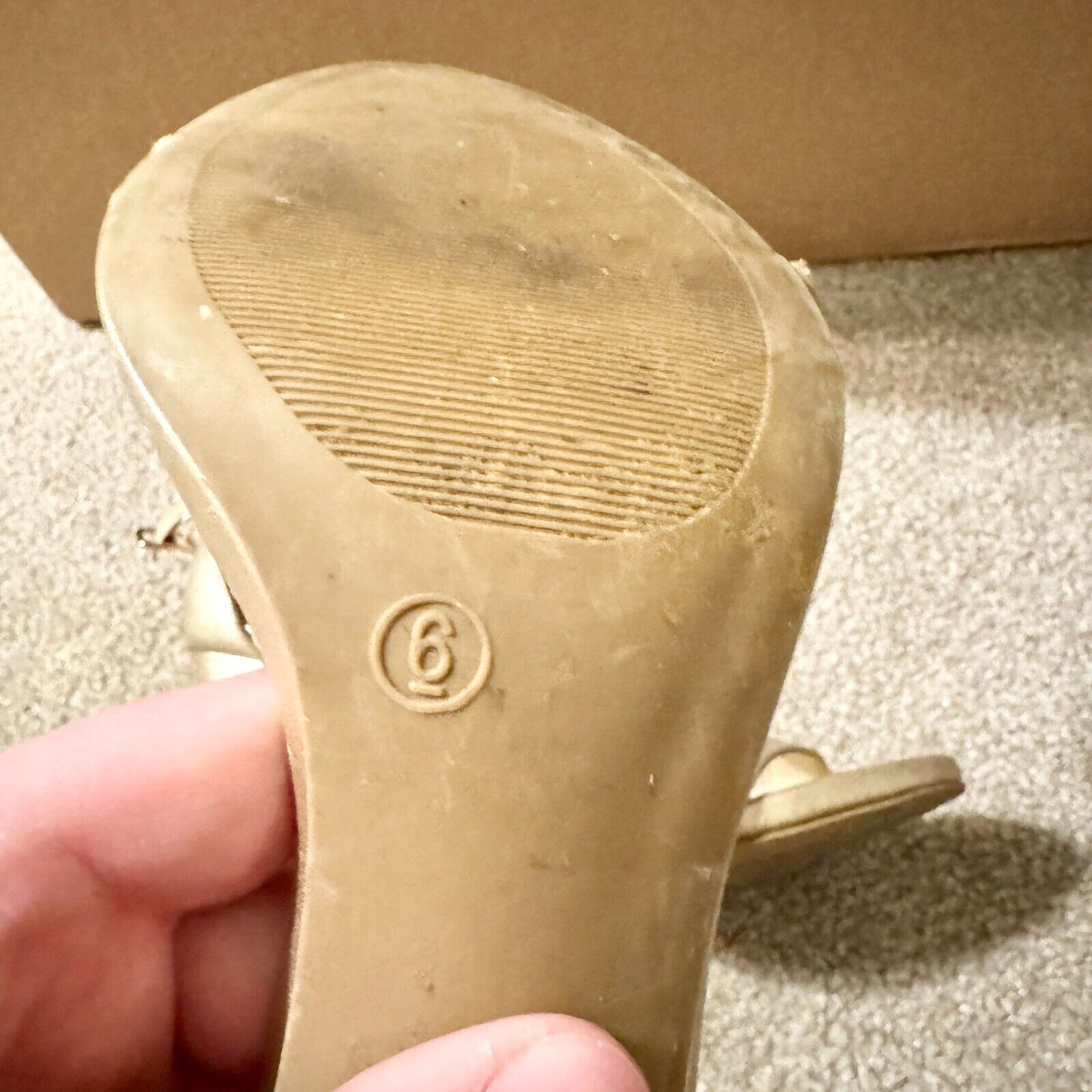 Lulus Women Size 6 Ankle Belted Taylor Natural Suede Ankle Strap Heels Open Toe