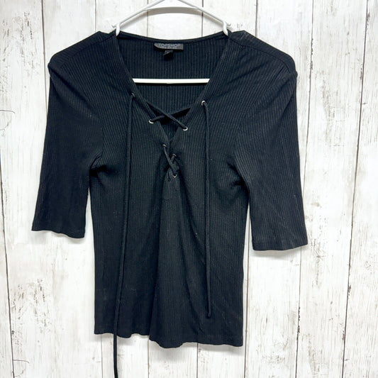 Topshop Top Women's Size 4 Solid Black 3/4 Sleeve Ribbed Short Sleeved Lace Up