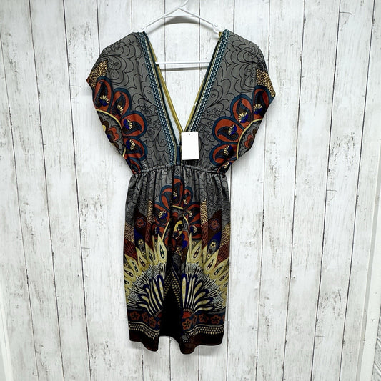 Flying Tomato Dress Women Size Small Multi Pattern V-Neck Cape Short Sleeve Mini